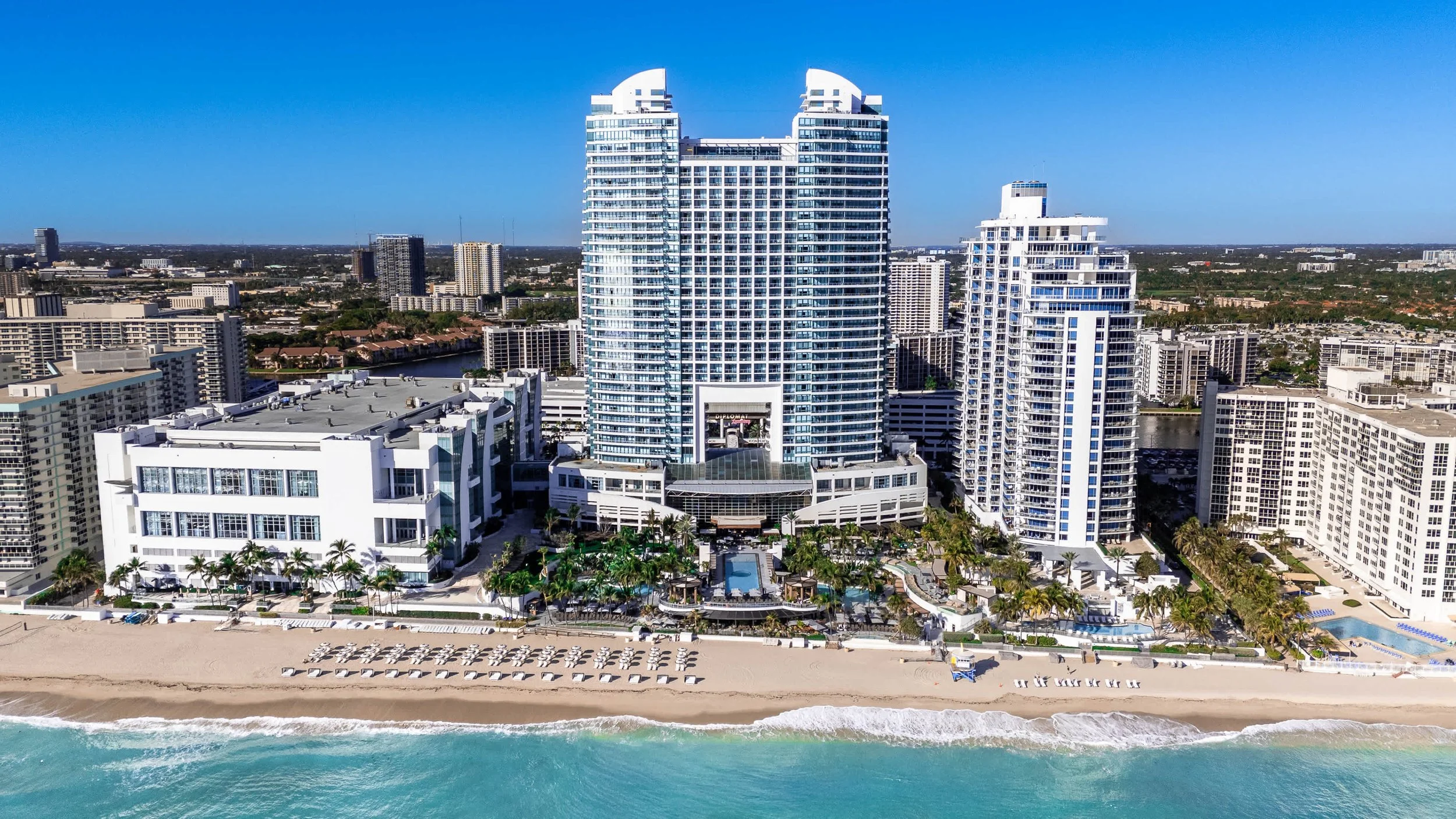 Signia By Hilton Diplomat Beach Resort