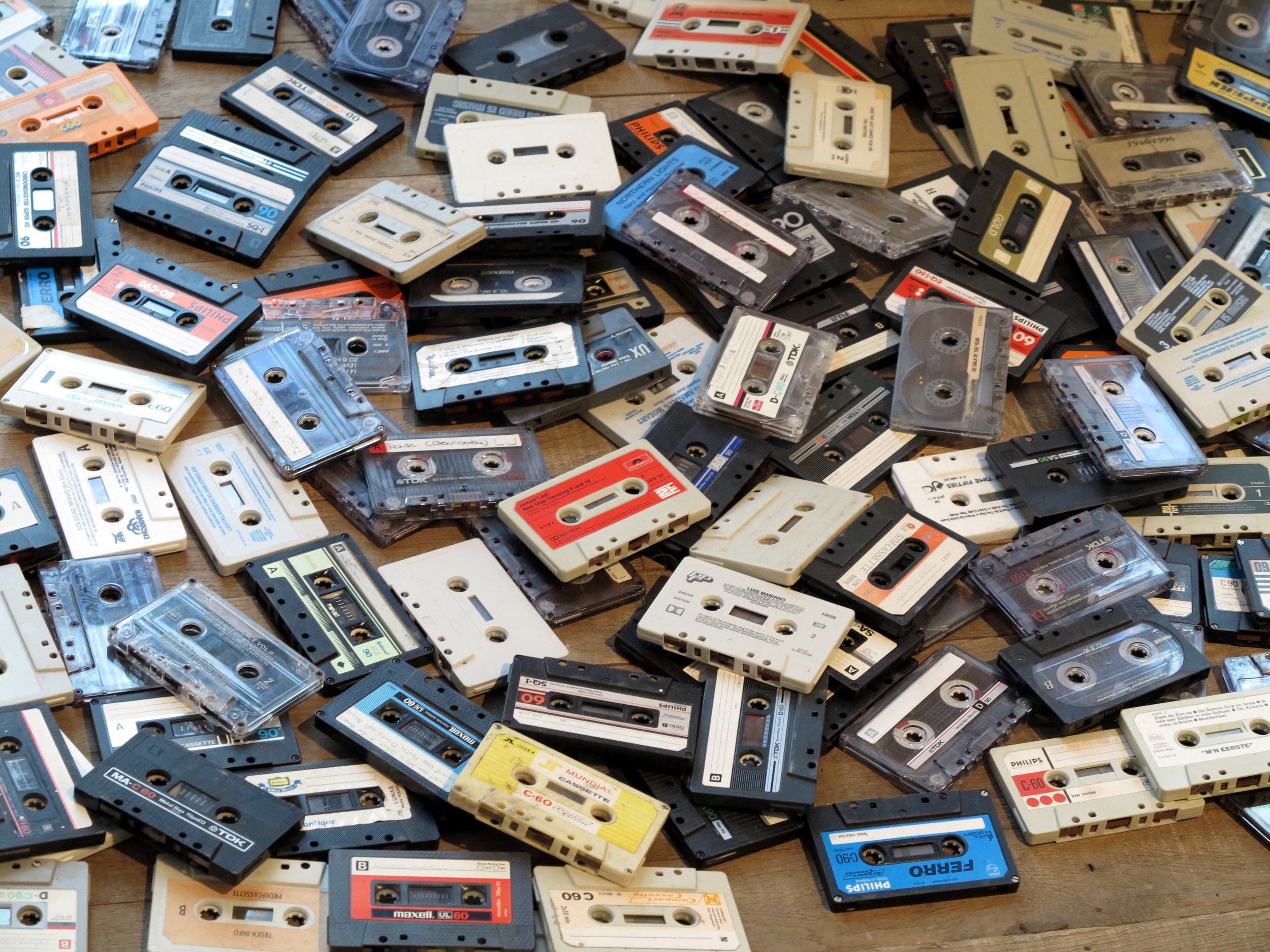 17864-audio-cassettes-or.jpg