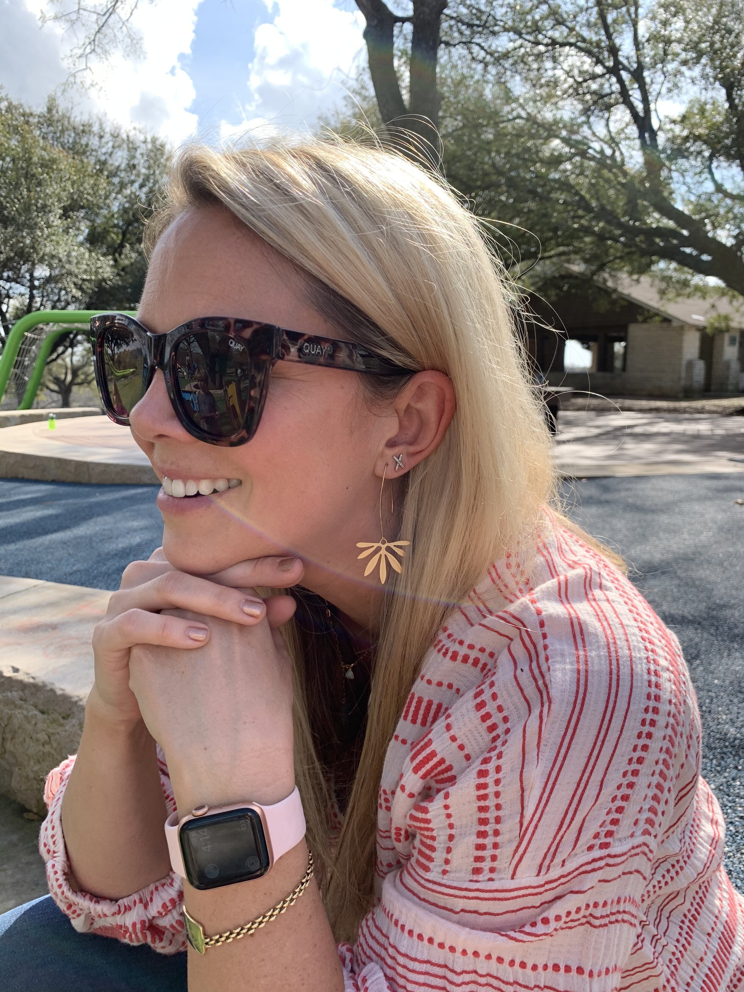 E9C90057-628C-42F8-BAF4-C957D9112E05