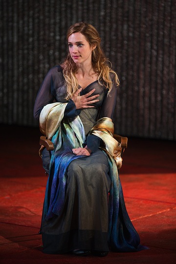 Kristen Connolly Othello.jpg