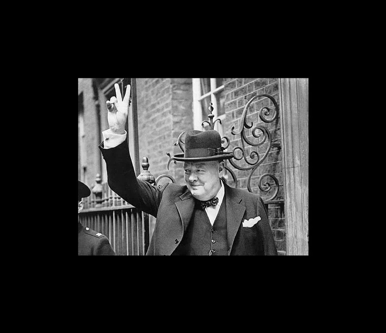 churchill_v_sign 6.jpg
