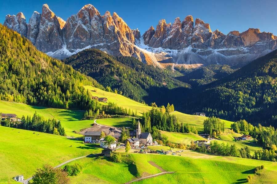 Dolomites 2.jpg