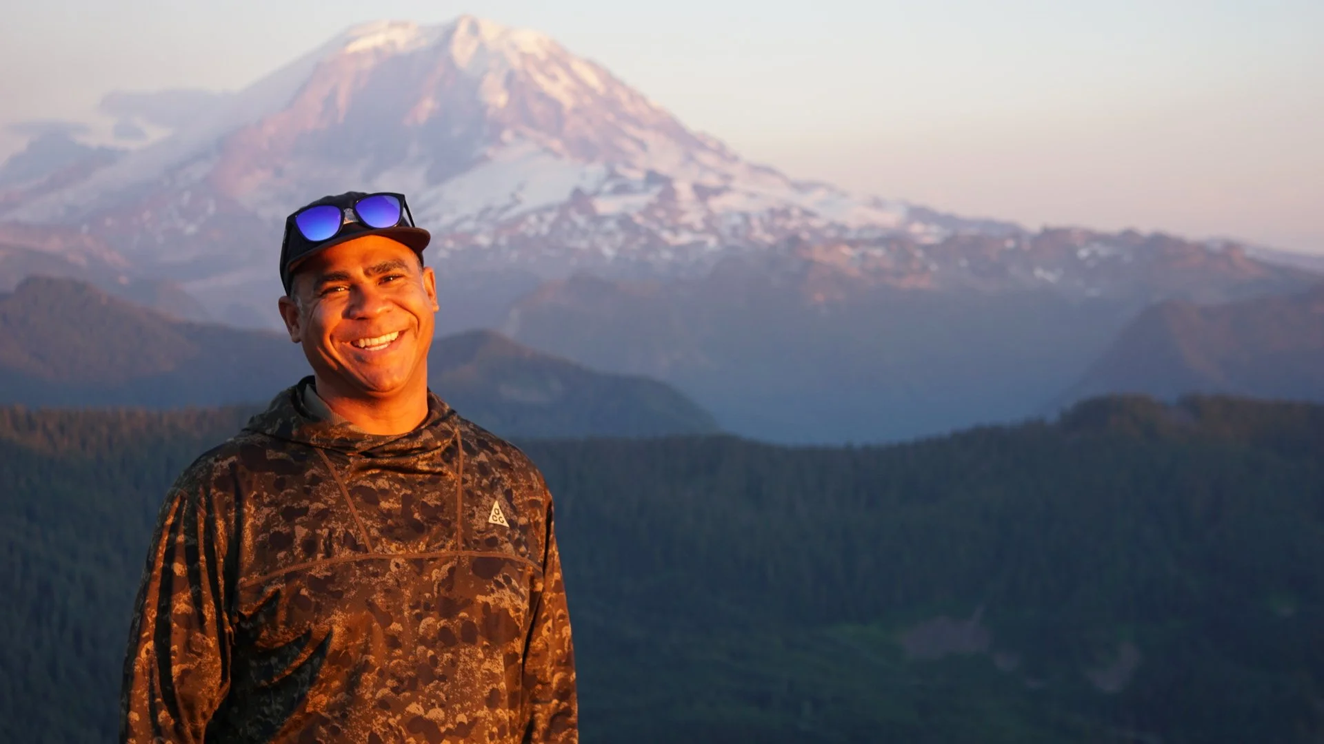 Chris in front of Mount Rainier