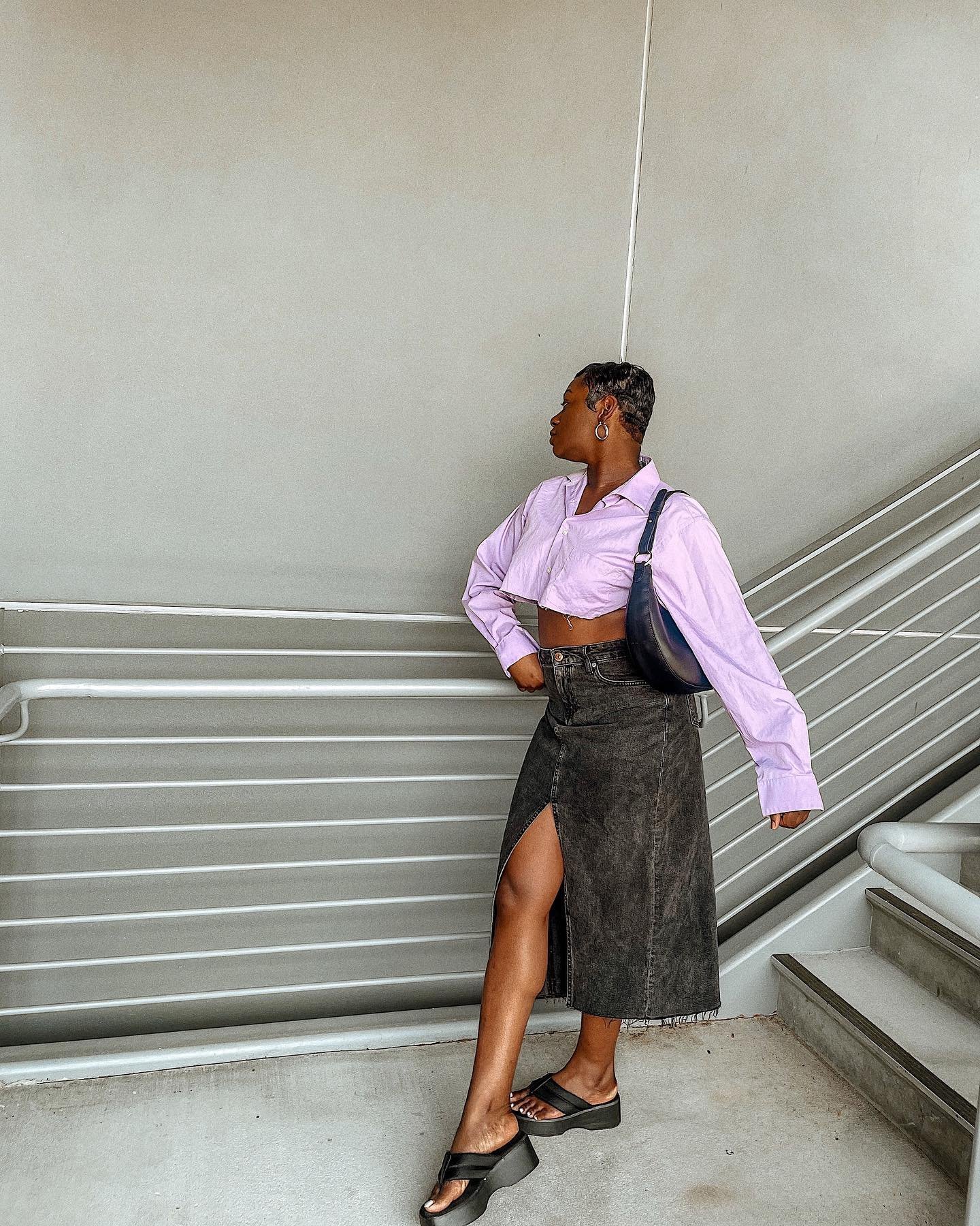 If you ever catch me tripping it&rsquo;s over principles not people💜
.
.
Denim maxi skirt, casual ootd, denim skirt outfits, spring outfit ideas, spring casual outfits, everyday casual outfits, what I wore, how to style denim skirt, black denim skir