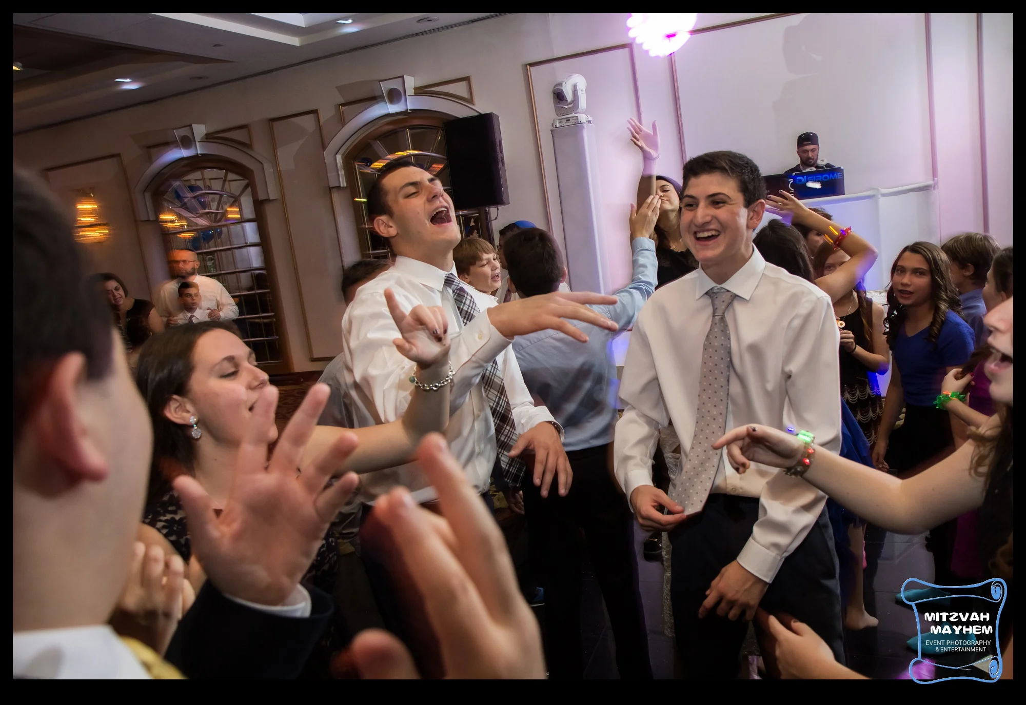 new-jersey-bar-mitzvah-photography-0327.jpg