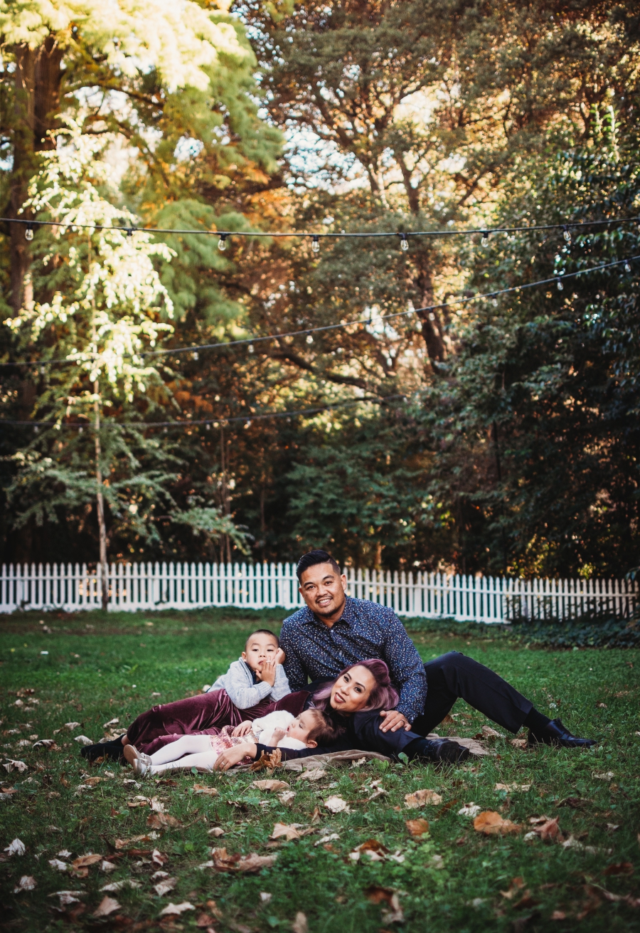 Locquiao Family at Ardenwood Farms