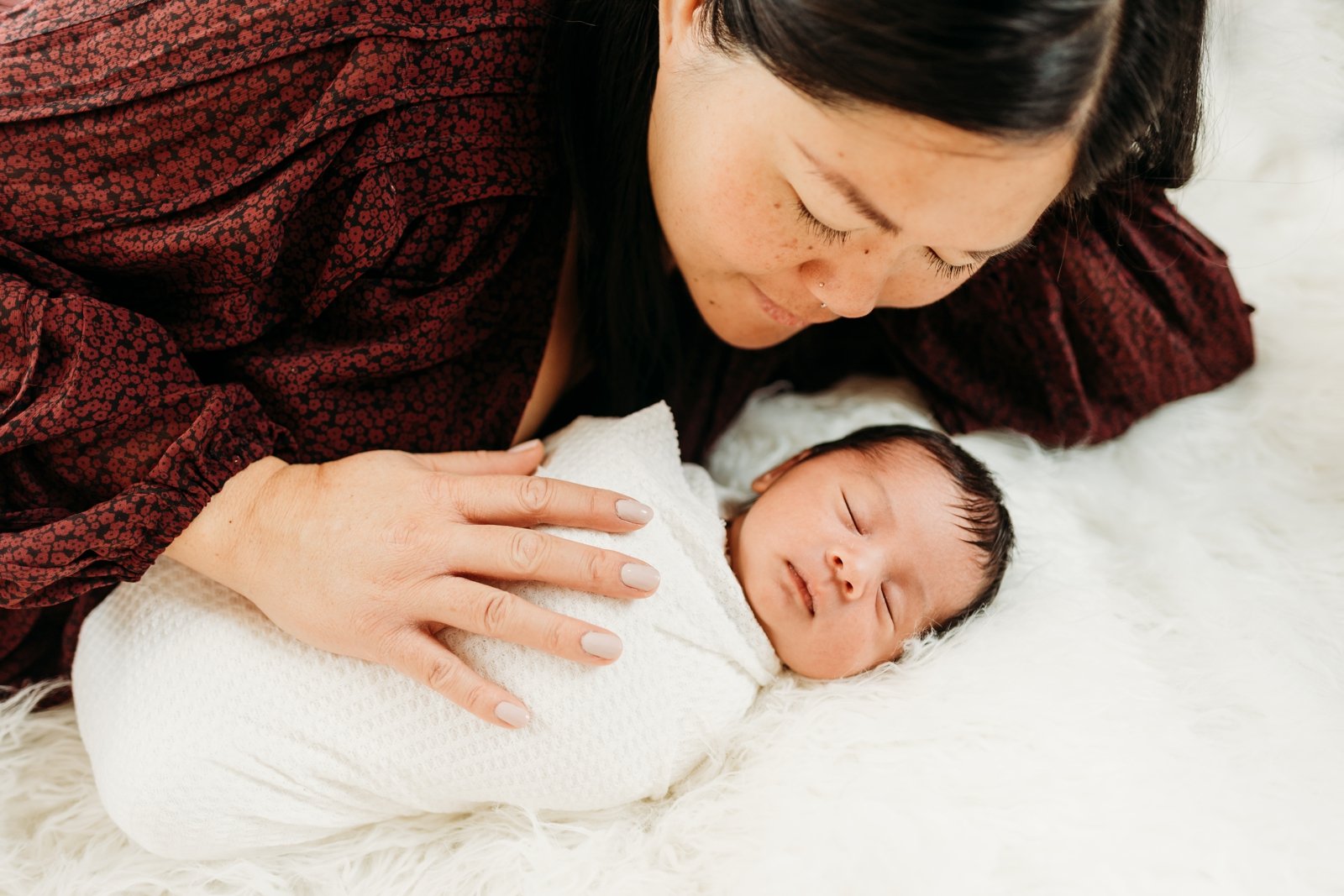 Walnut creek Newborn lifestyle photography at home photoshoot Young Soul Photography East Bay Photographer 20.jpg