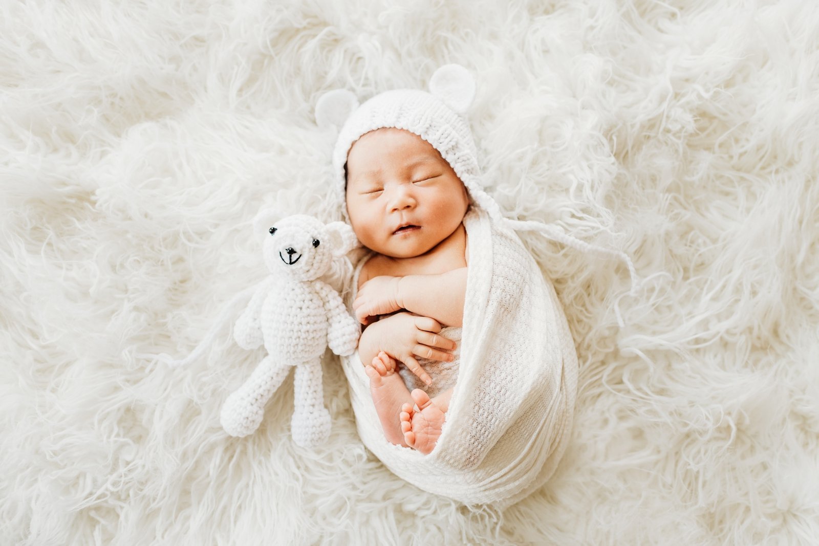 oakland in home newborn photoshoot bay area posed candid family lifestyle photographer young soul photography 33.jpg