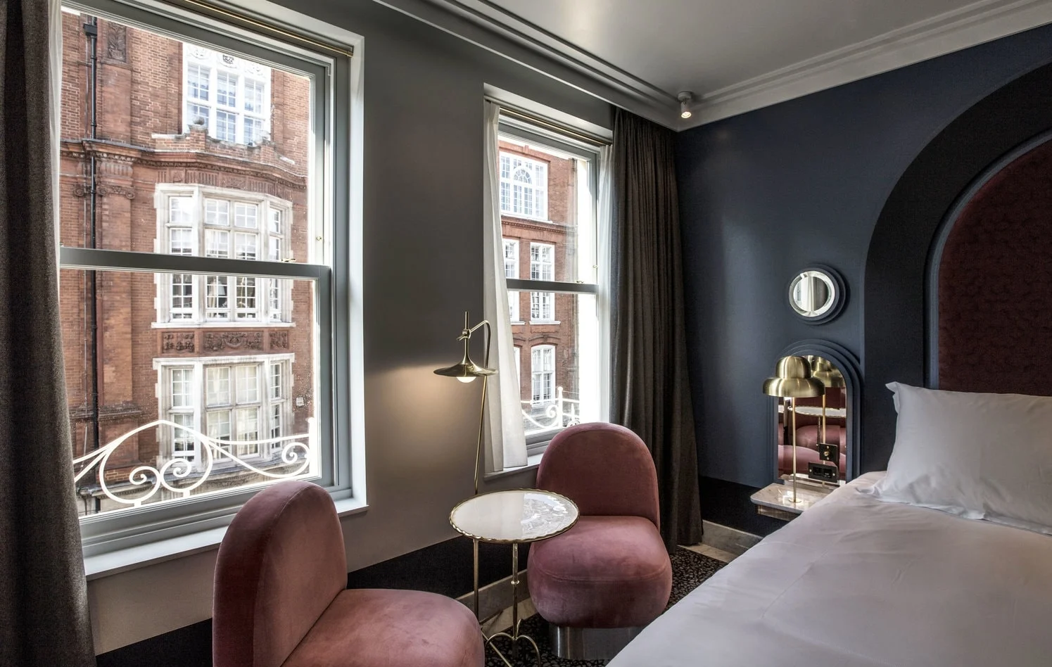Henrietta_hotel.jpg