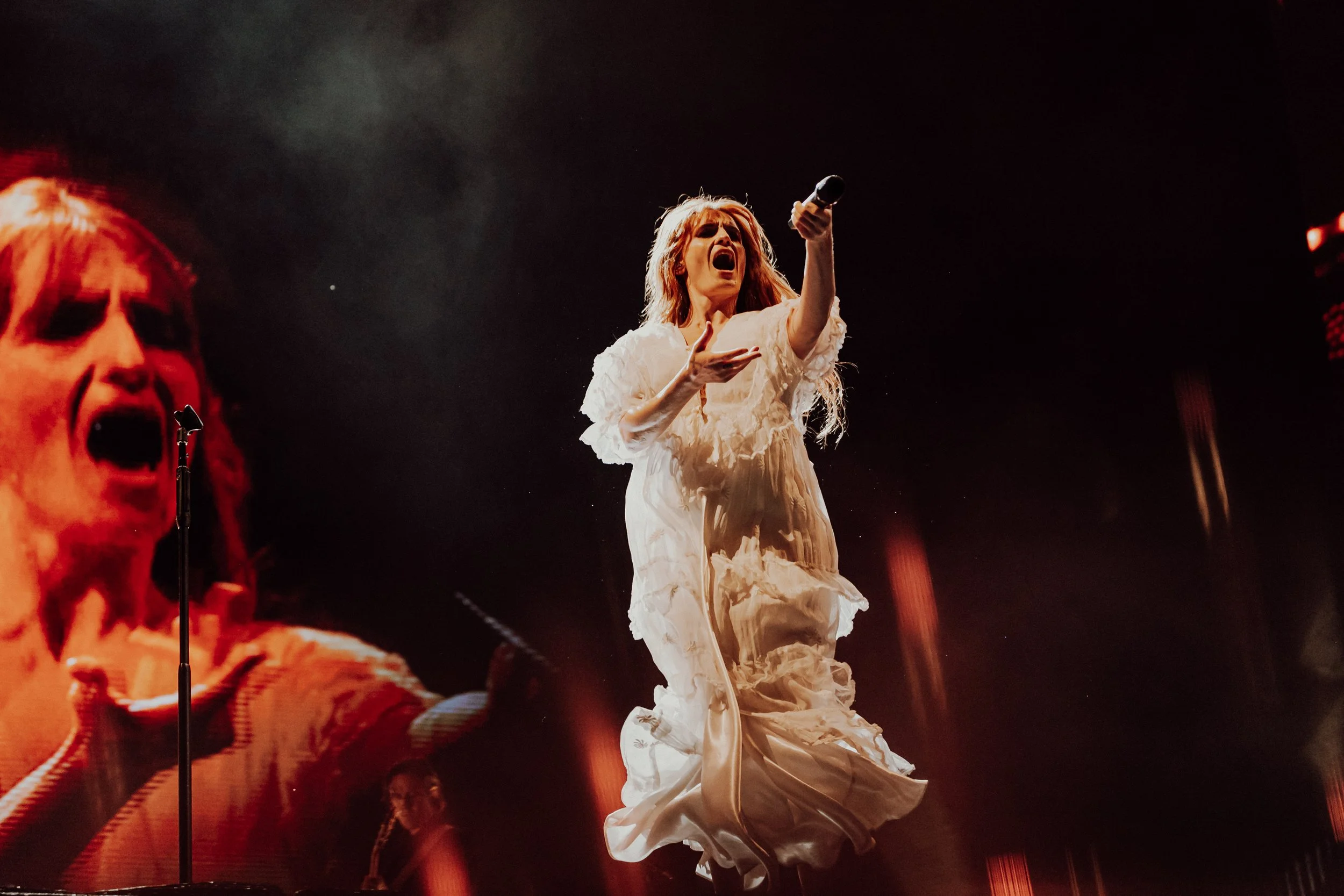 Flow_2022_camilla_hanhirova_Florenceandthemachine-8.jpg
