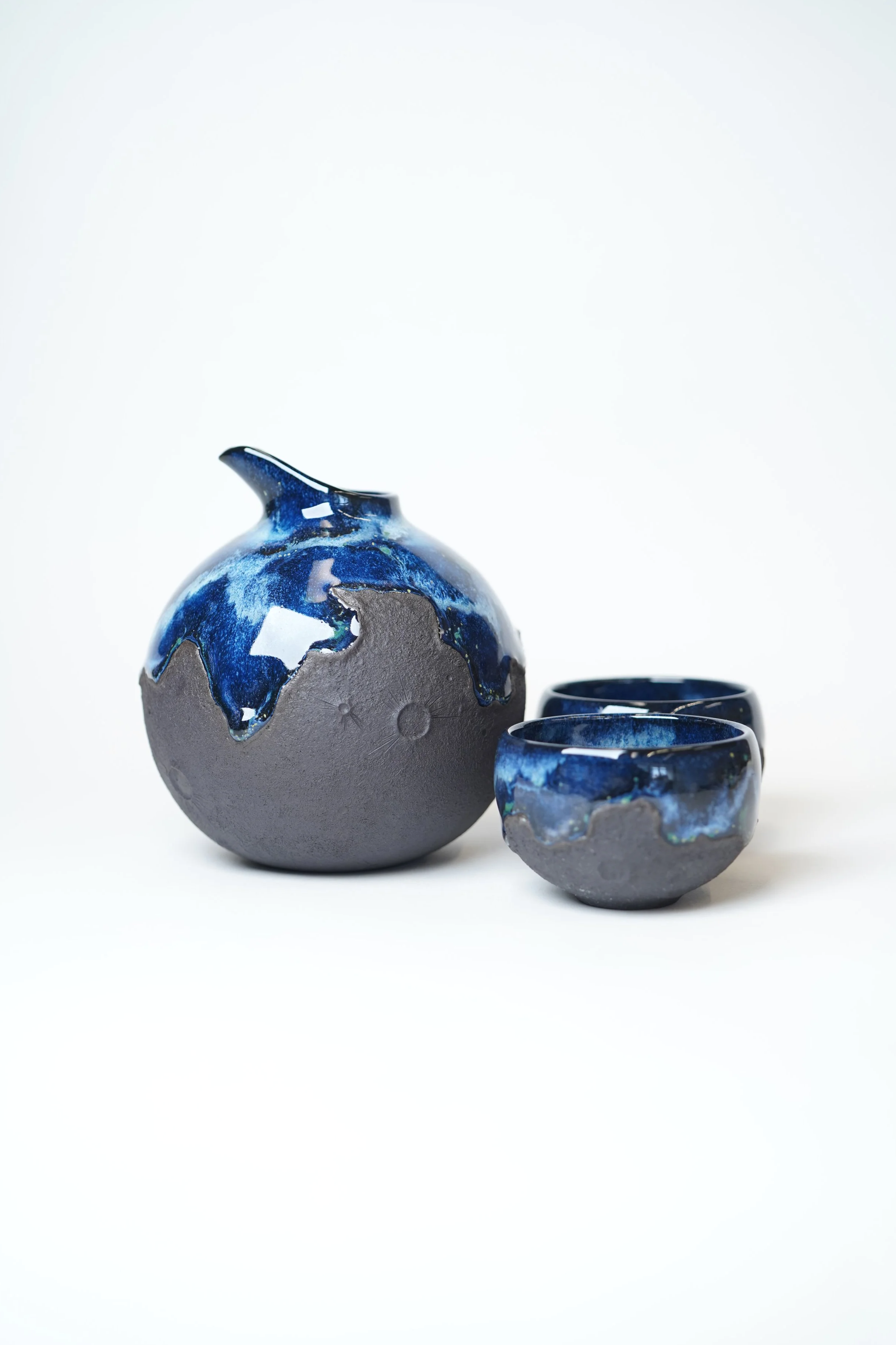 Night Moon夜月 sake set （1 bottle & 2 cups)