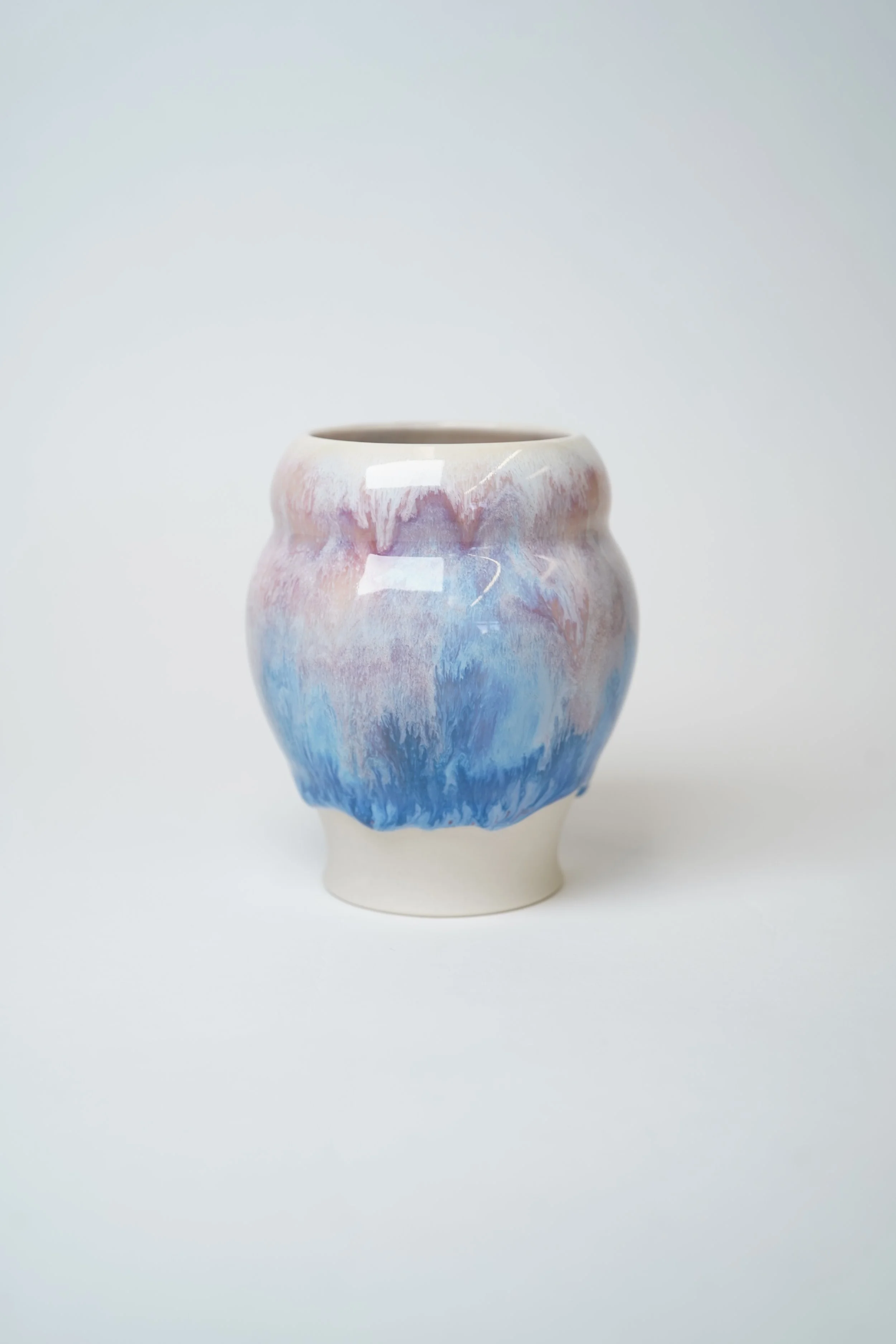Hiuchi  VASE (hydrangea) V-B