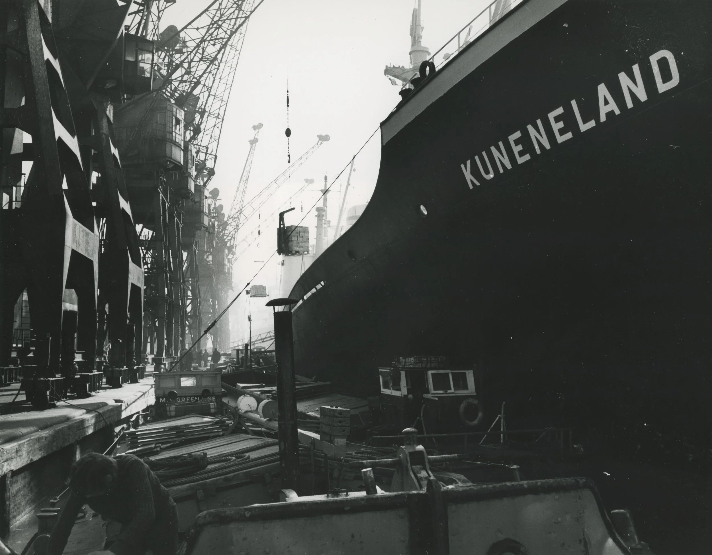 M.V. 'Kuneneland' discharging 10,000 tons of cargo from South Africa, using 10 cranes. #King George Dock, Hull. March, 1973. Photographer - Herbert Ballard Commissioned by ABP.