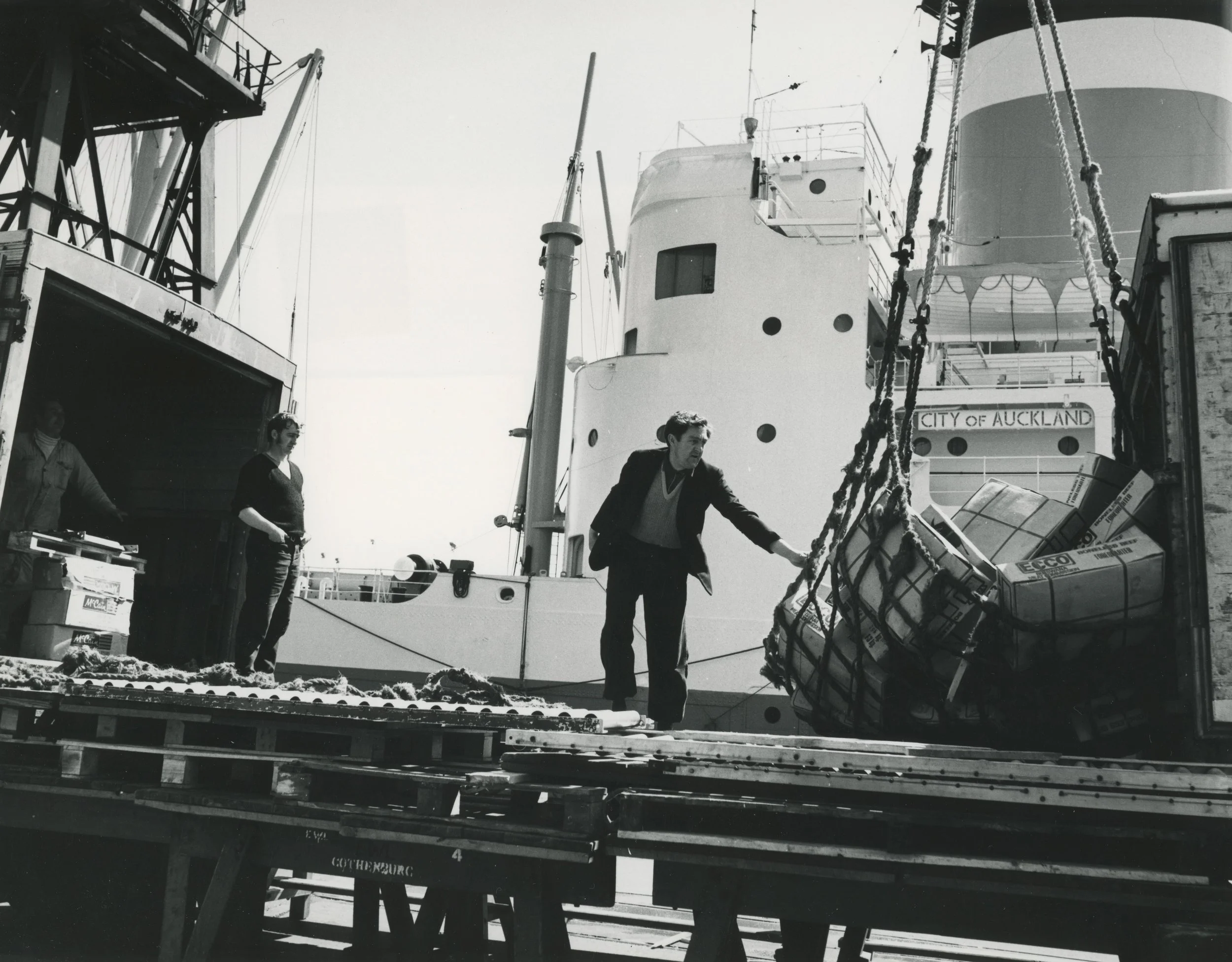 Frozen meat products being discharged from 'City of Auckland'. King George Dock, Hull. June, 1972. Photographer - Herbert Ballard Commissioned by ABP.