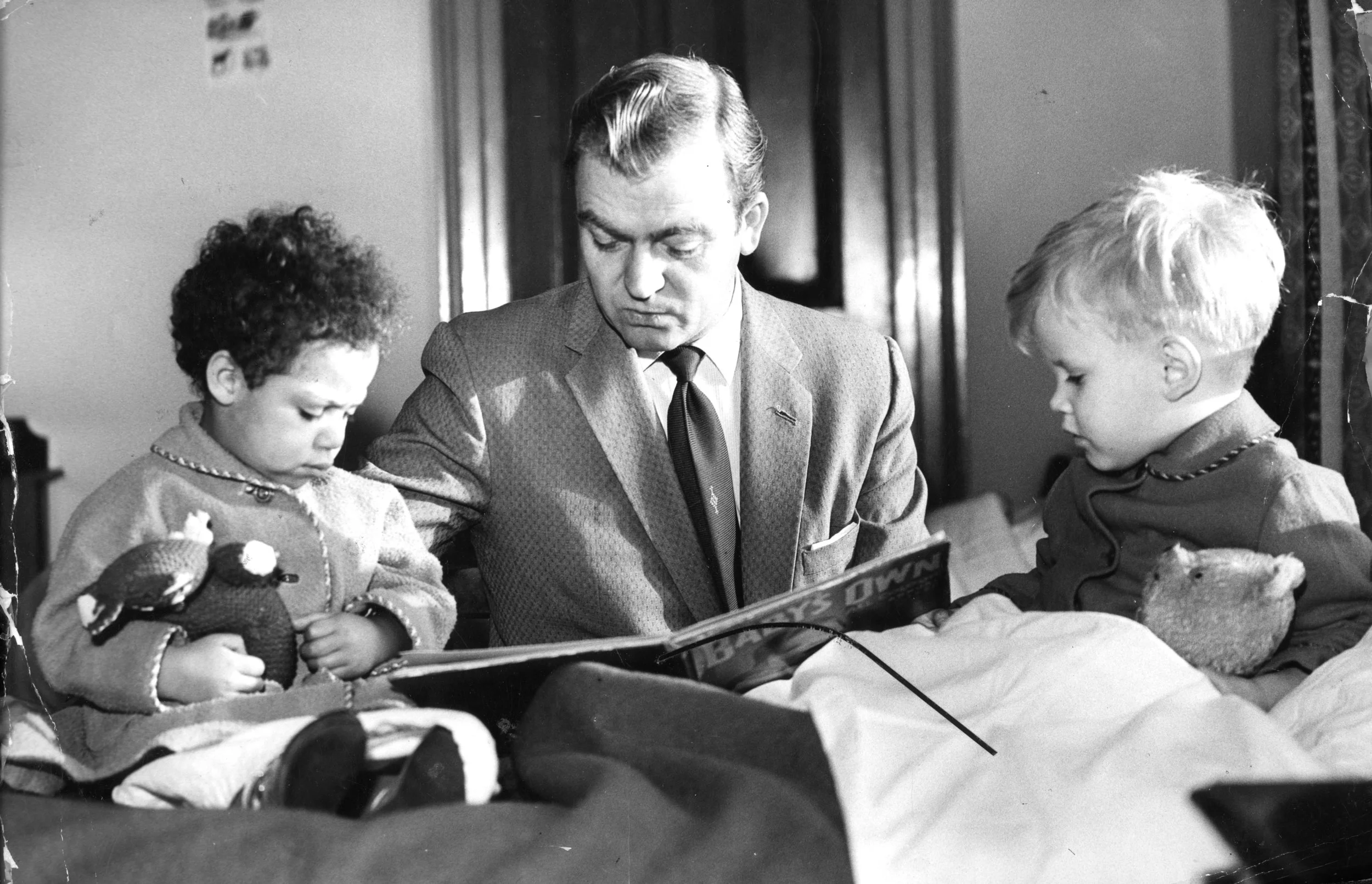 Bed time story from singer, David Whitfield. Commissioned by Hull Daily Mail.