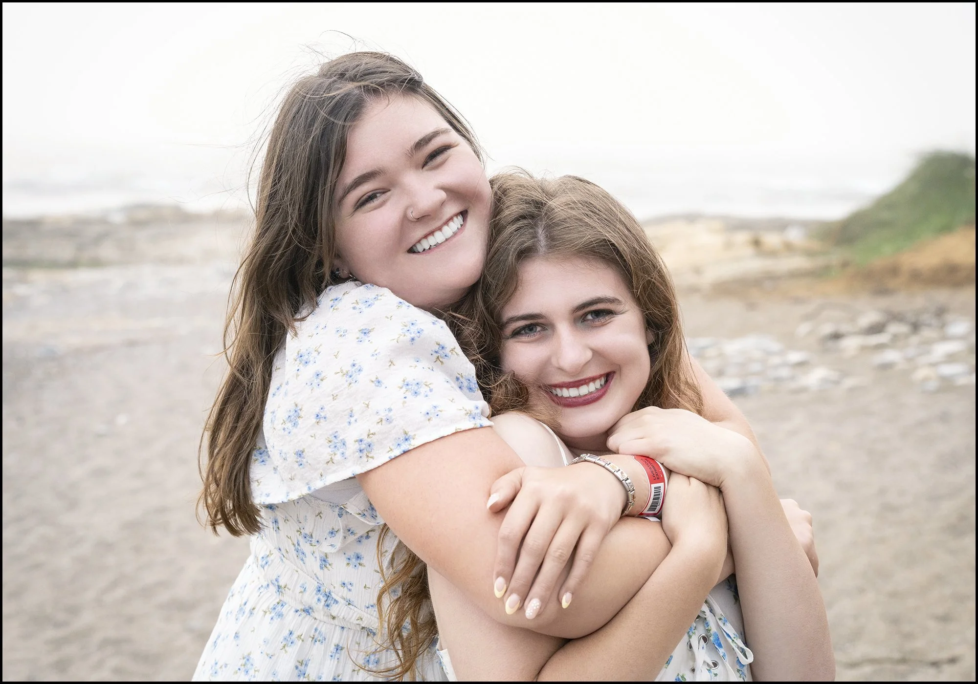Charly with her friend, Kai, at Montana de Oro, Class of 2026.