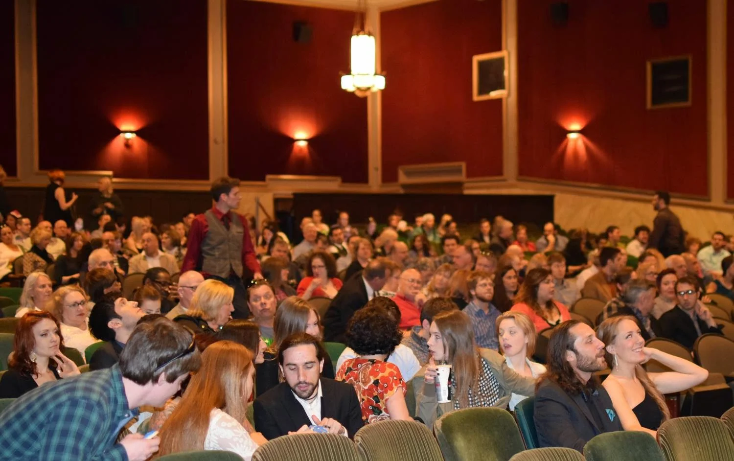 lthtw_crowd.jpg