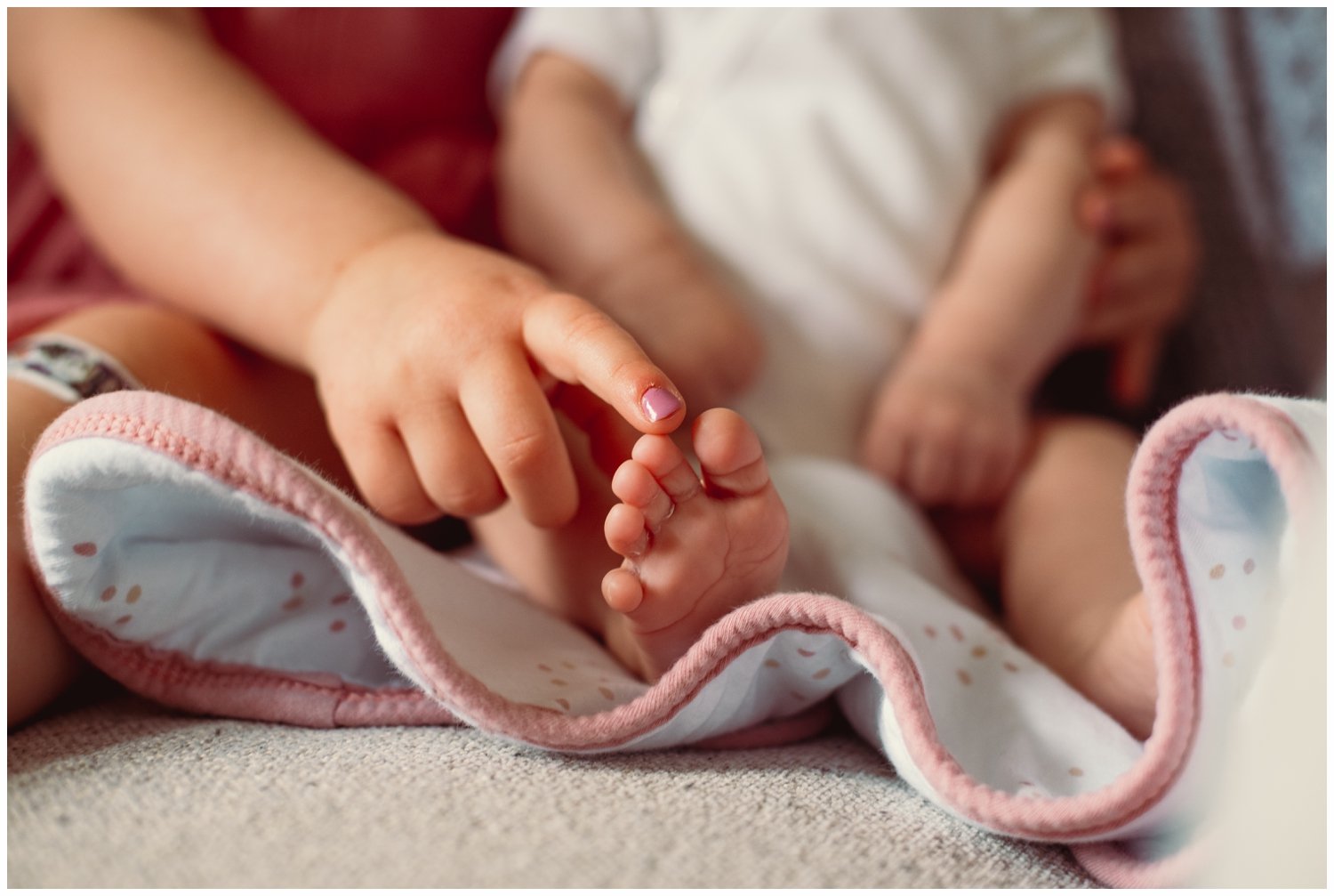 Middletown, NJ In-Home Newborn Family Portrait Session