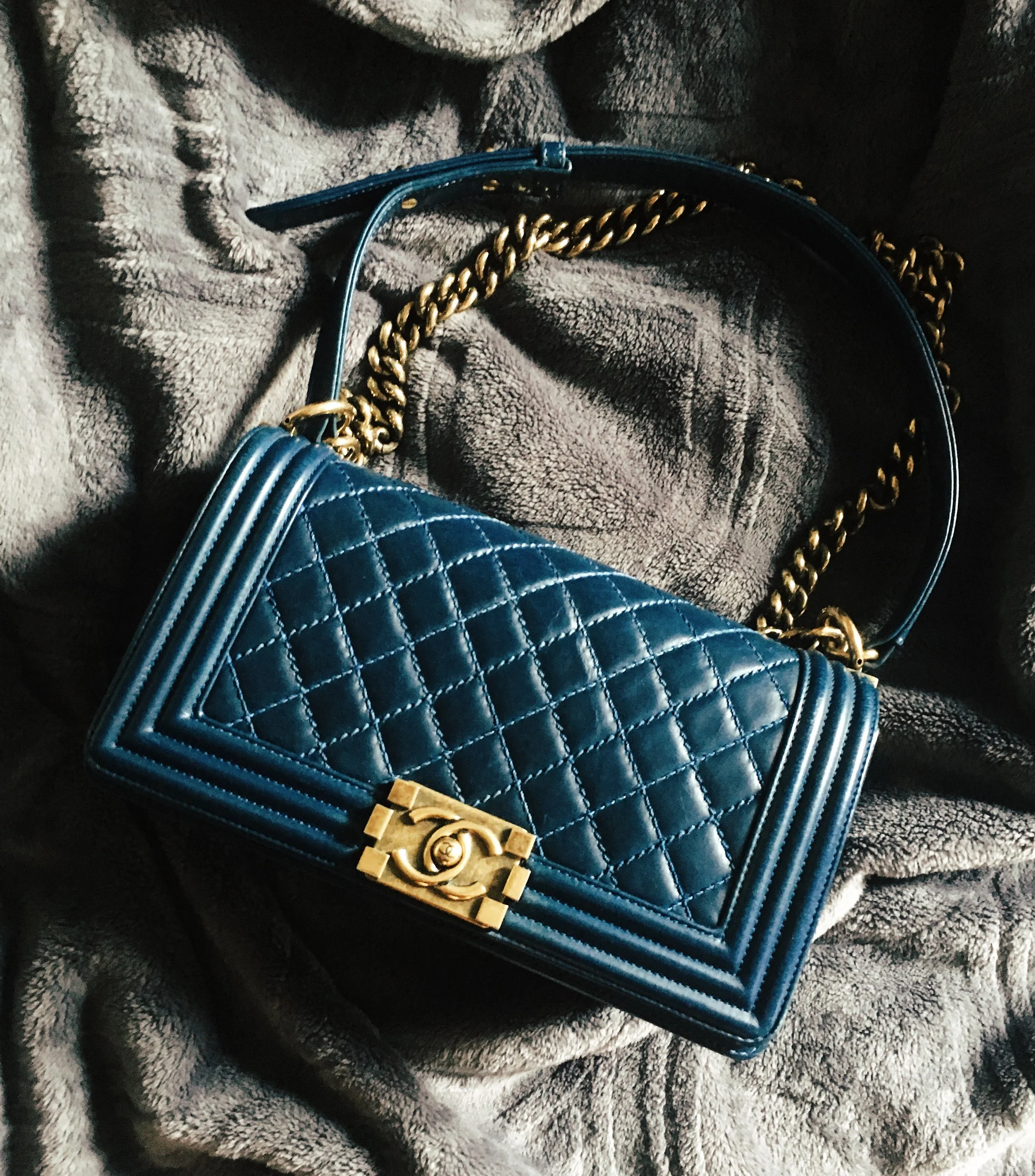 chanel le boy old medium