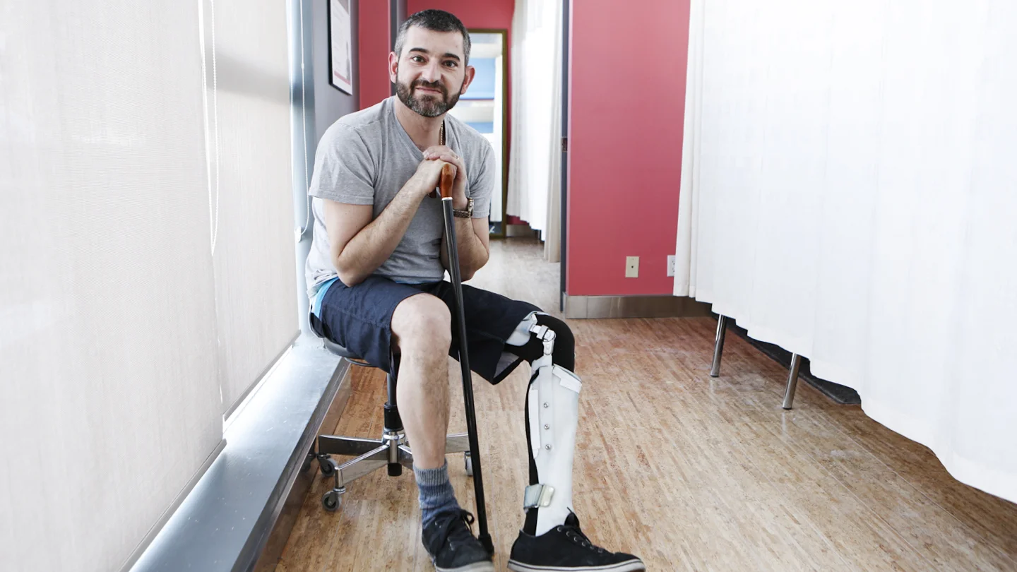 BoundlessBracing_ActiveSportsOrthotics_PatientTreatment_RadimRaskin.jpg