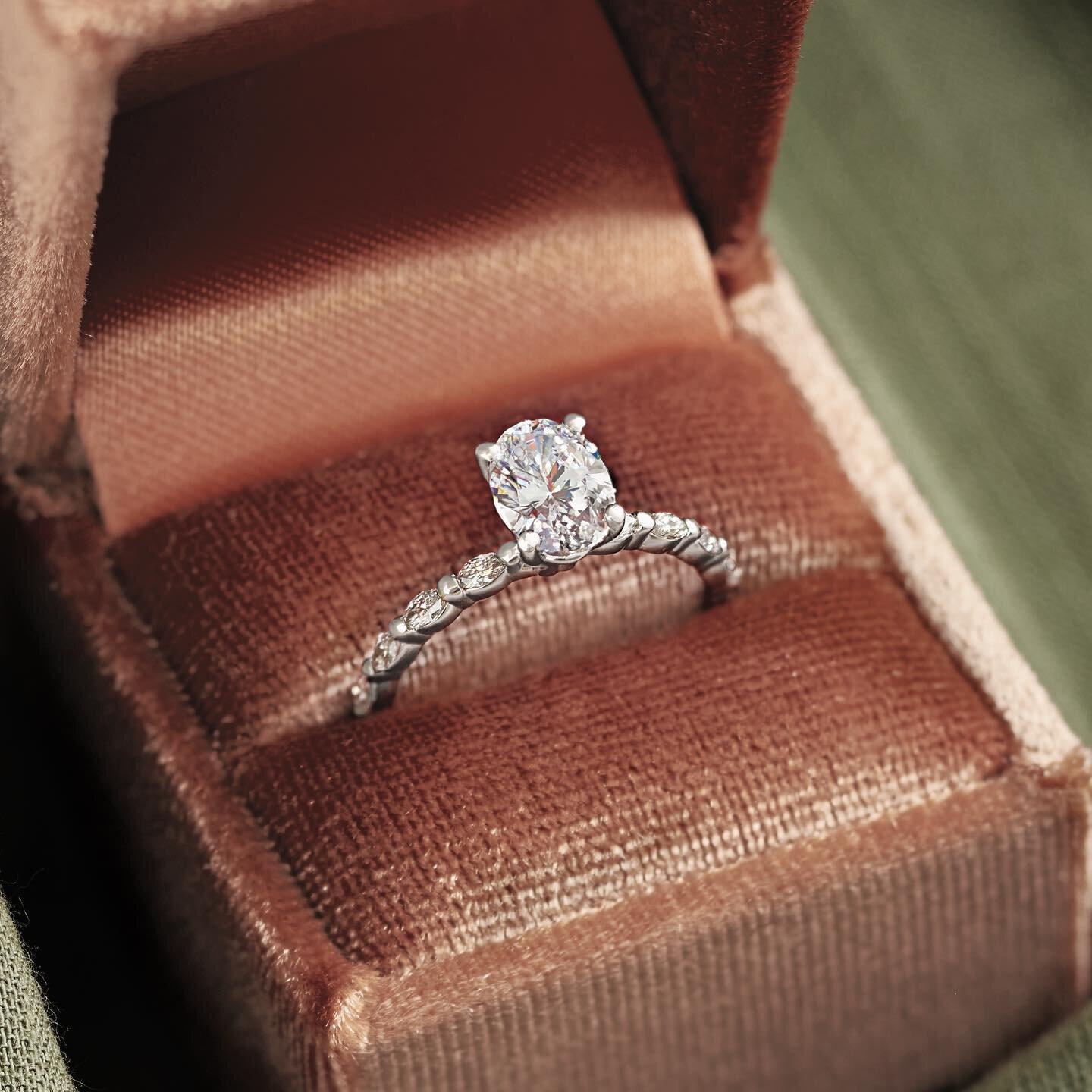 Engagement season is upon us! 💍 Take a look at how beautiful this 14K White Gold Diamond Engagement Ring turned out. Set with a 1 carat natural Oval center, accented by .25 ctw of gorgeous, east-west set, natural marquise diamonds. Classic meets mod