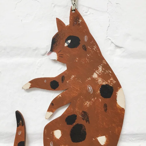 Painted_cat_brown_3sml.jpg