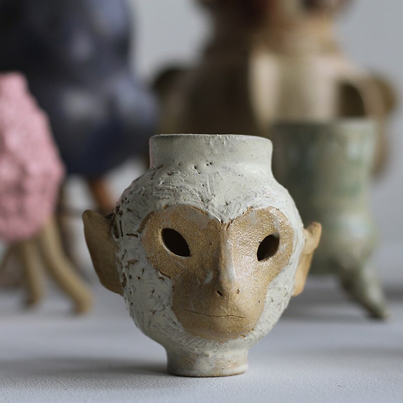 C E R A M I C S // *SOLD* - Monkey Ritual Vessel.

Another little vessel from this collection has found a home.
Looking forward to getting out the clay again next week and making some more ceramic pieces!!!