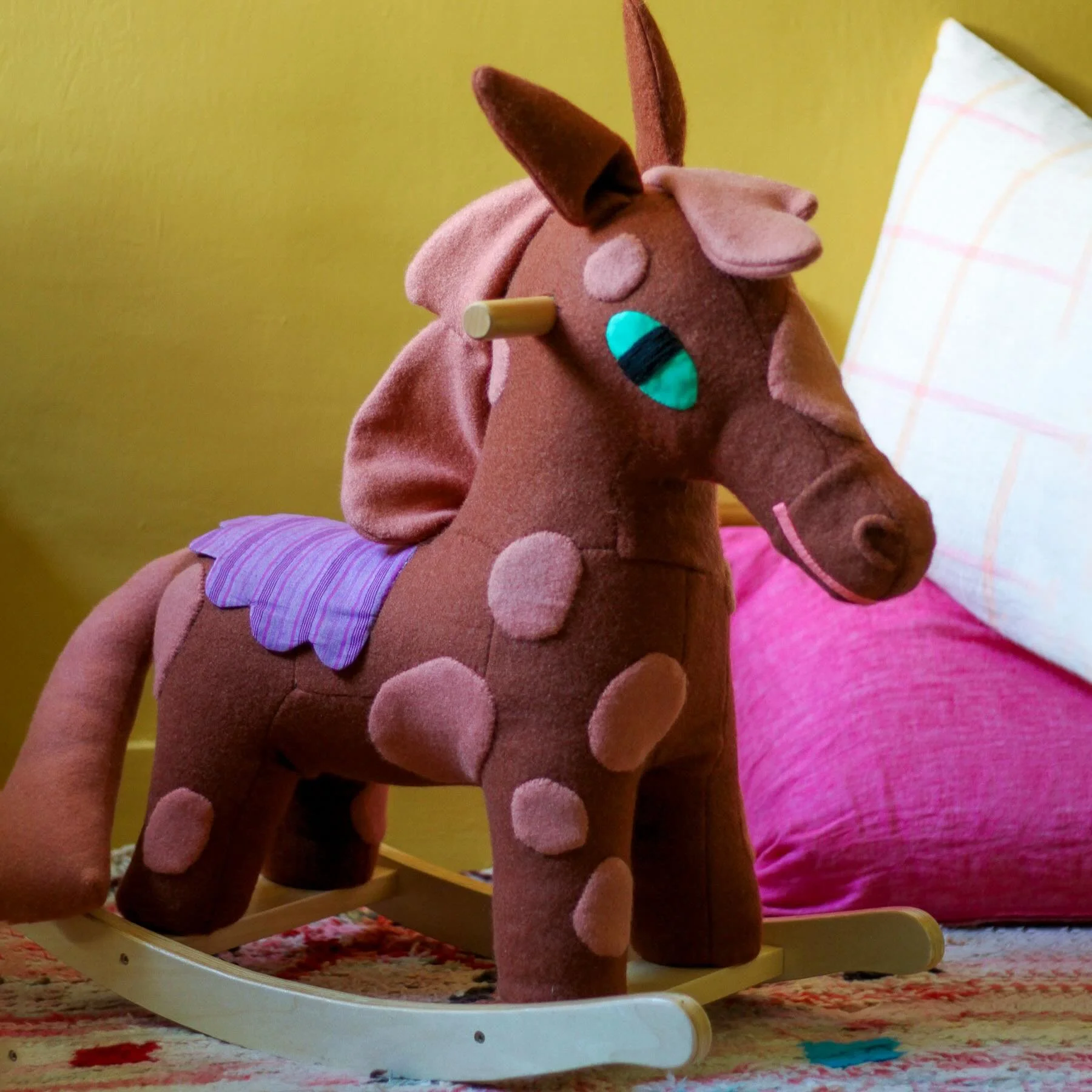 F O R  J U N I // Thought I&rsquo;d set myself a &lsquo;fun&rsquo; little task of upcycling a little rocking horse for Juni&rsquo;s birthday. Found the perfect little fella on Vinted for &pound;10 and&hellip;. Ta daa!!! This silly little creature is 