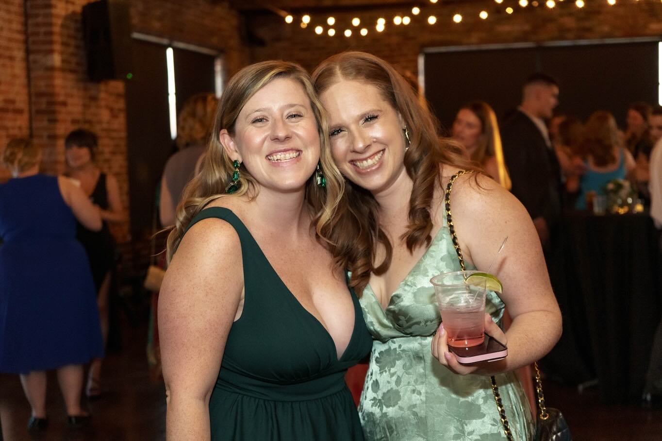 Happy official first day of summer ☀️Tennessee&rsquo;s been bringing the heat for a while now, but there&rsquo;s something about the official start of summer that makes it extra exciting. Long days, lots of sunshine, and of course &ndash; the NJC Gal