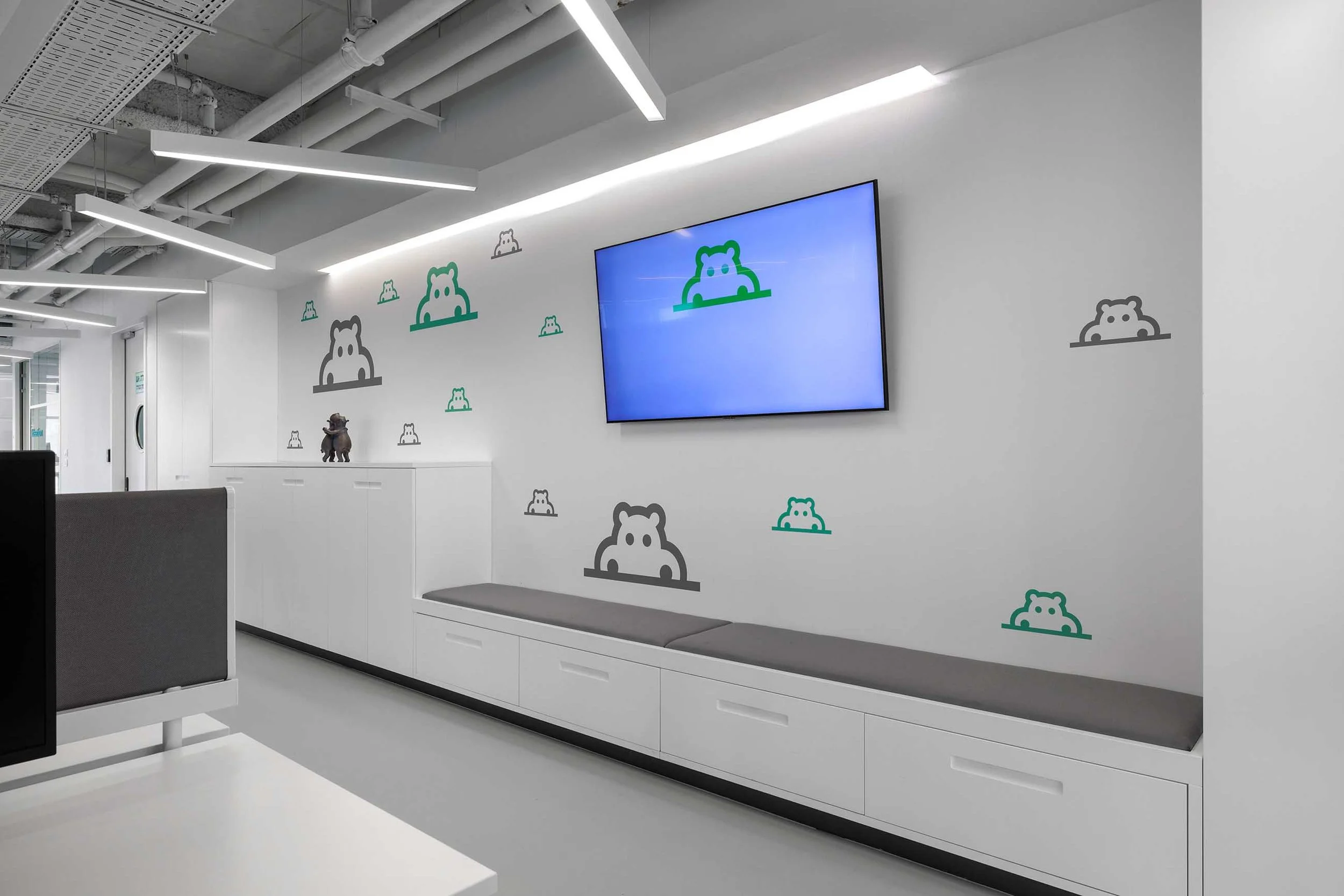 UTP_AS_HI (14) copy.jpg