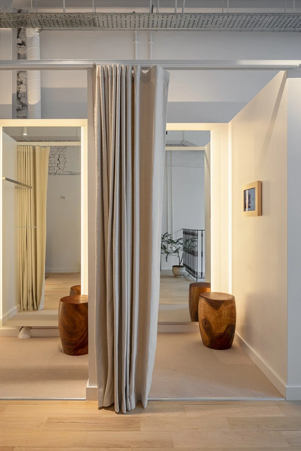 reformation-interior-4.jpg