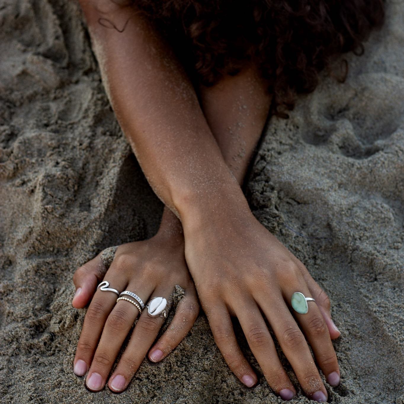 Beach essentials ✨ ft. Wave ring, Seaglass ring and Cowrie Shell ring!