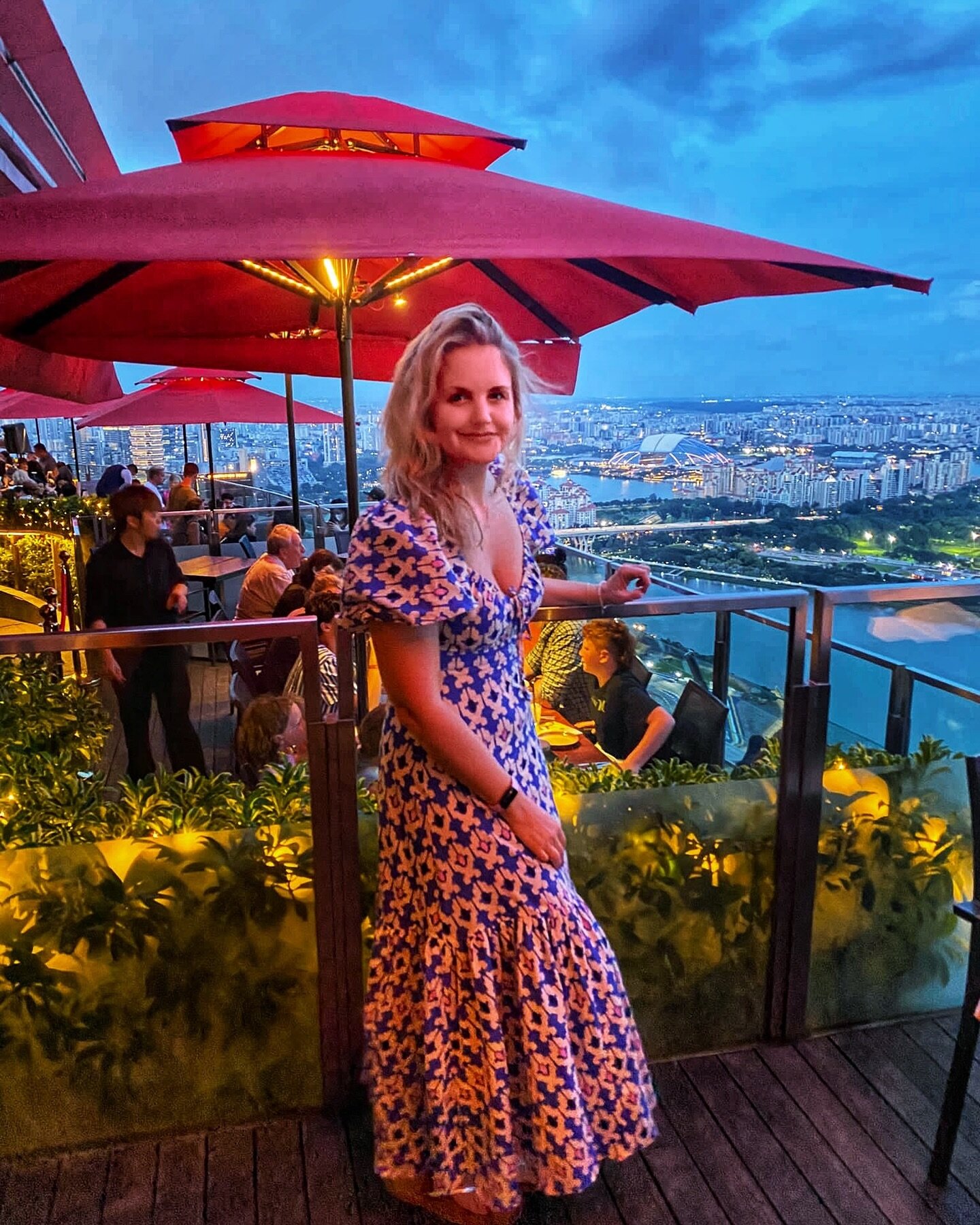 Last stop of 2023&hellip; Singapore &hearts;️ celebrating special people in a special place &hearts;️ 📷 @renenlevitan #singapore #singaporeair #marinabaysands #celavisingapore