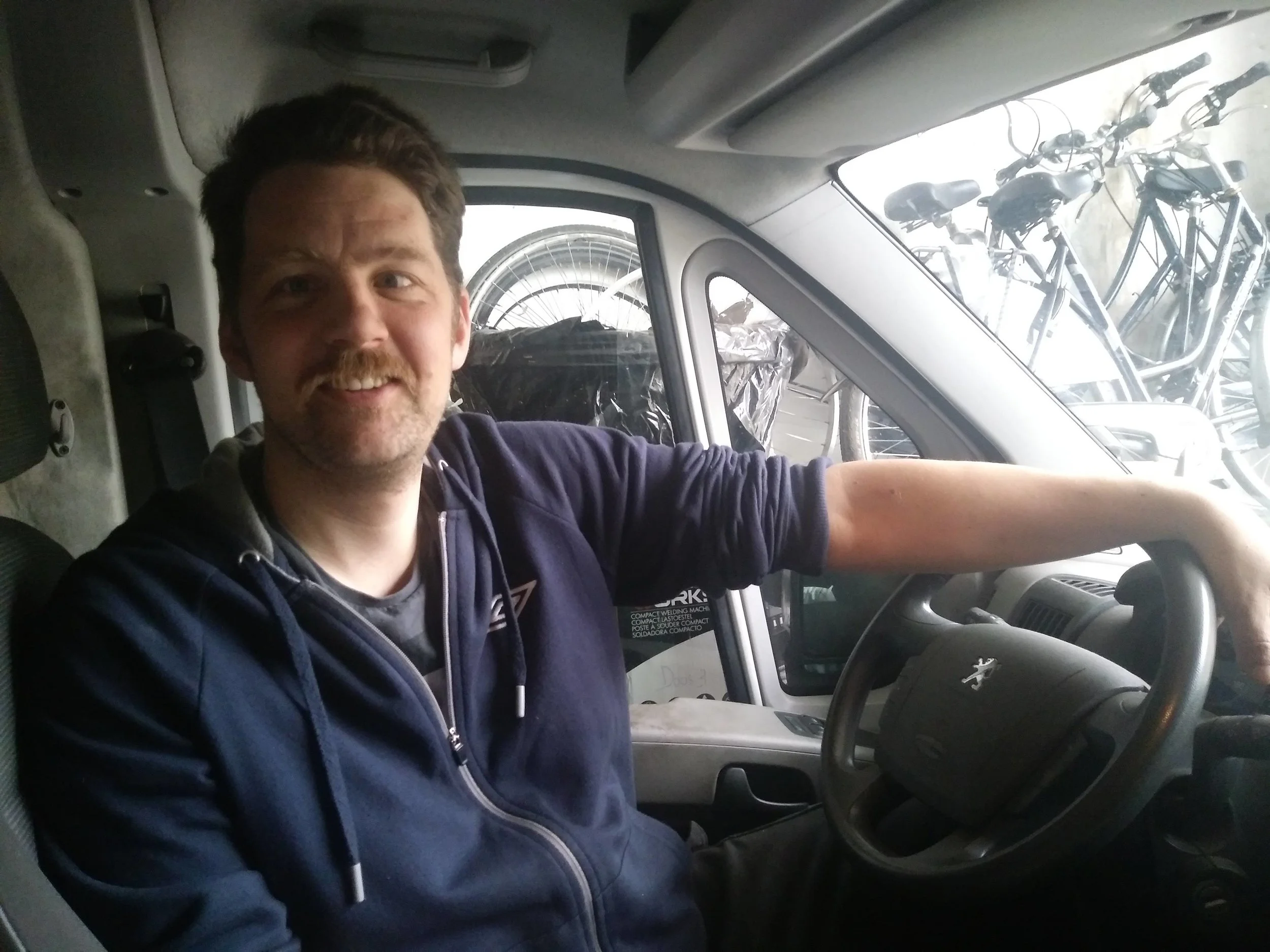 maikel in bus.jpg