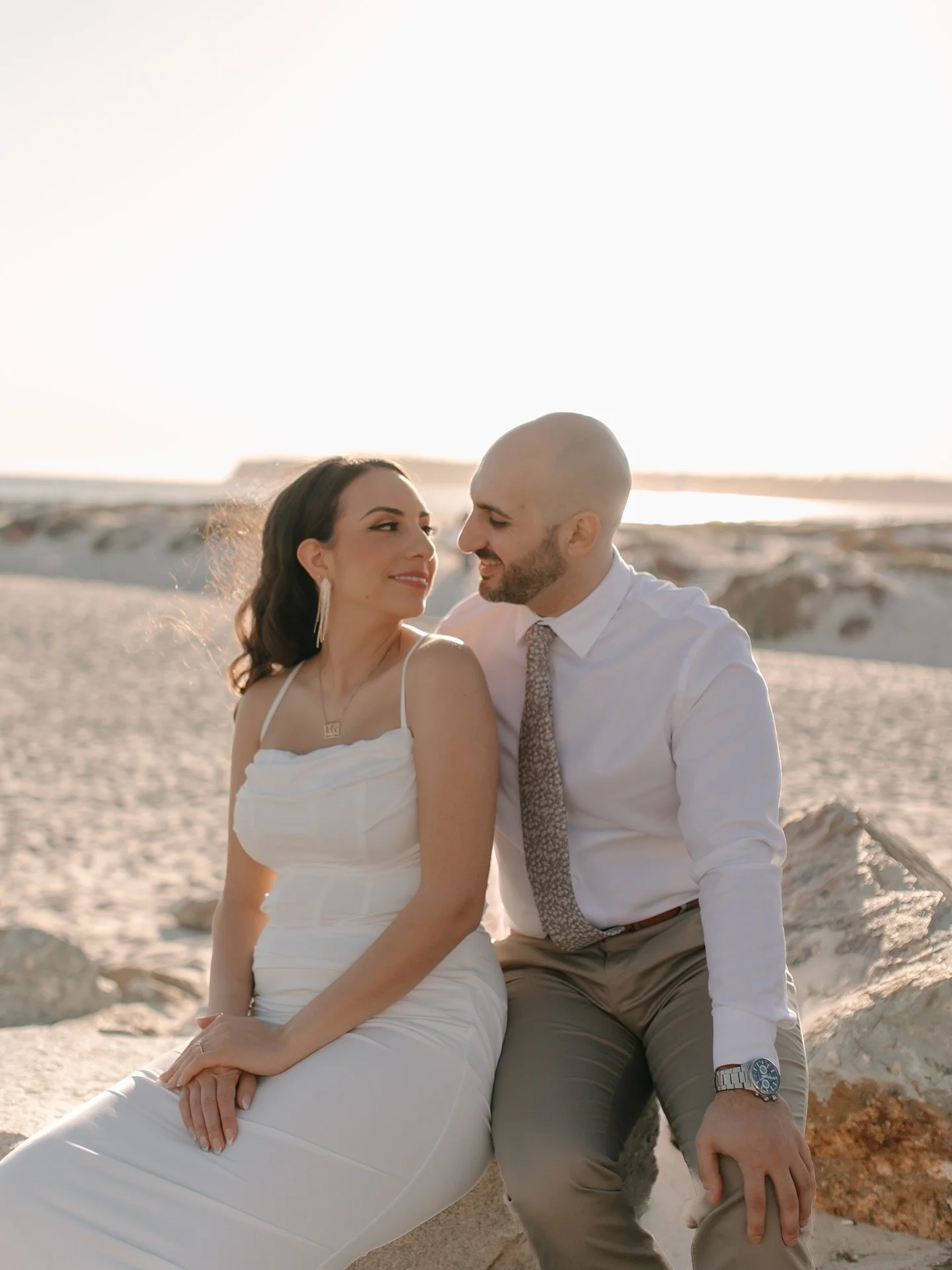 For Nathan &amp; Tina&rsquo;s engagement session, we used two locations. We started at the iconic Hotel del Coronado on Coronado Island &amp; ended in San Diego (my last post) 🐚✨