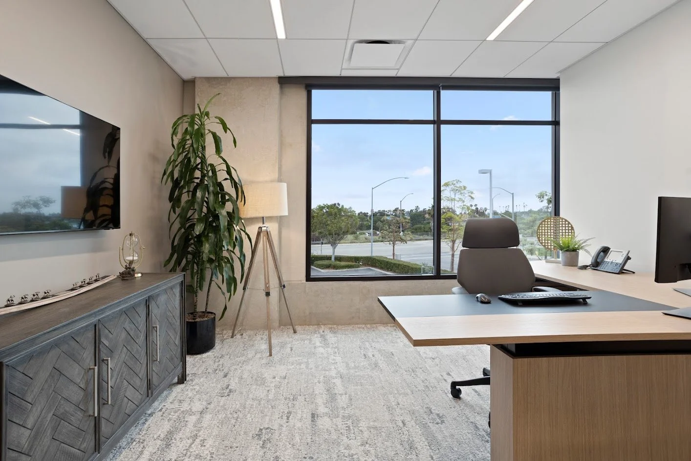 Private office furnished by Source COI