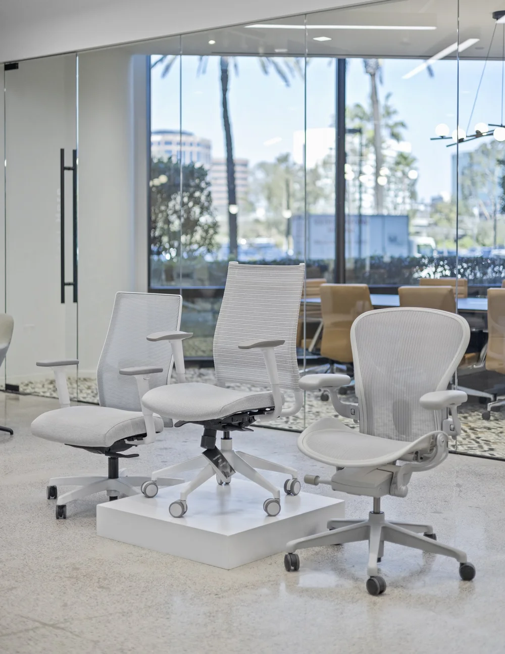 Workstations and ergonomic chairs at the Irvine showroom
