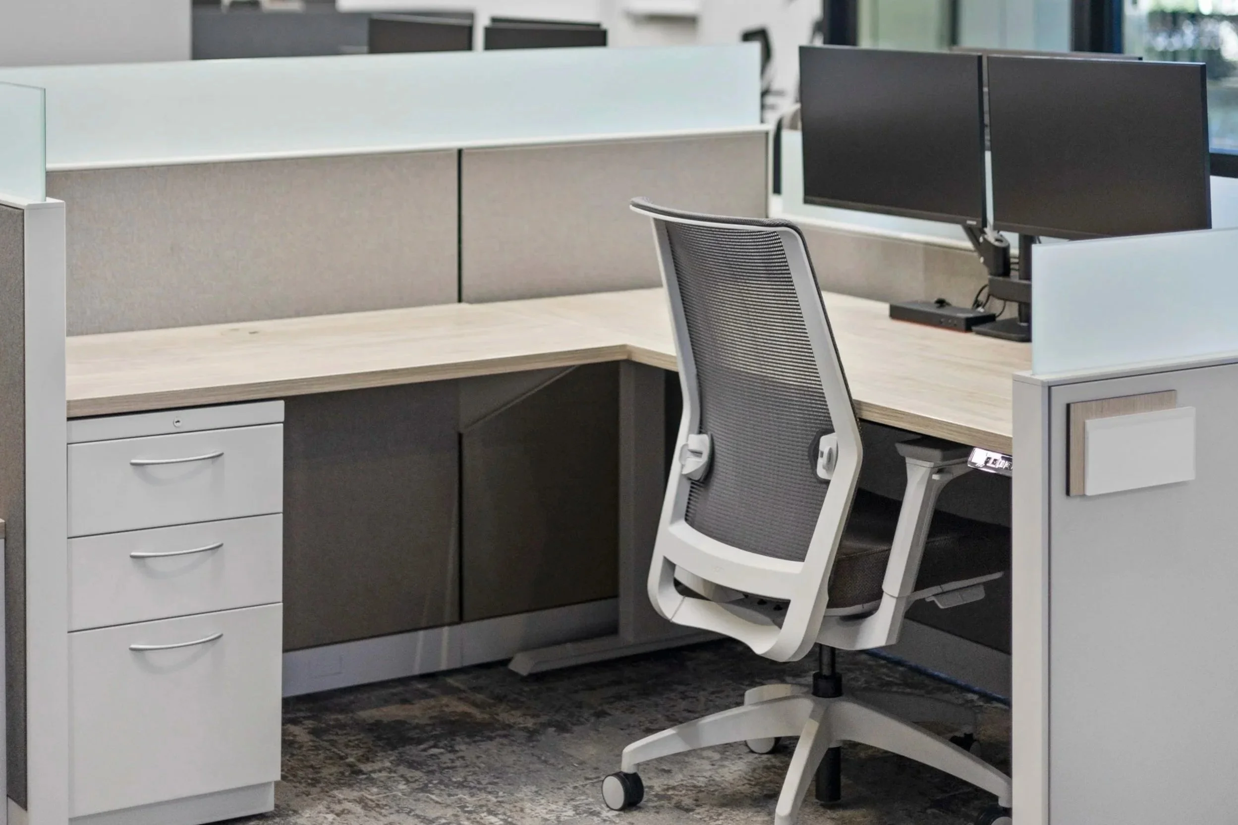 L-Shape Desk