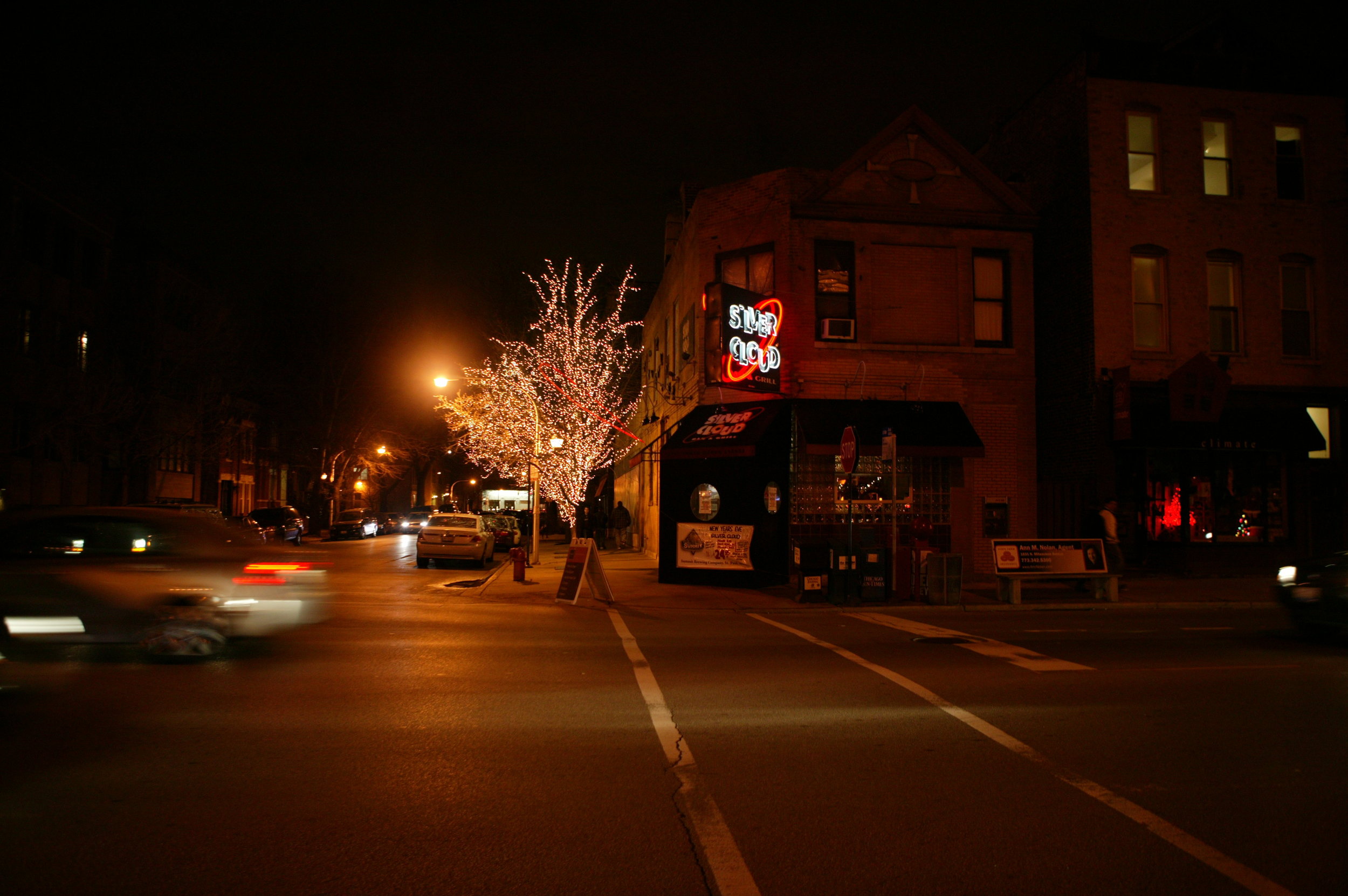 Holiday Lighting for Local Restaurants