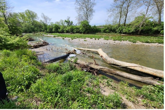Picture of Exposed pipeline in riverbed