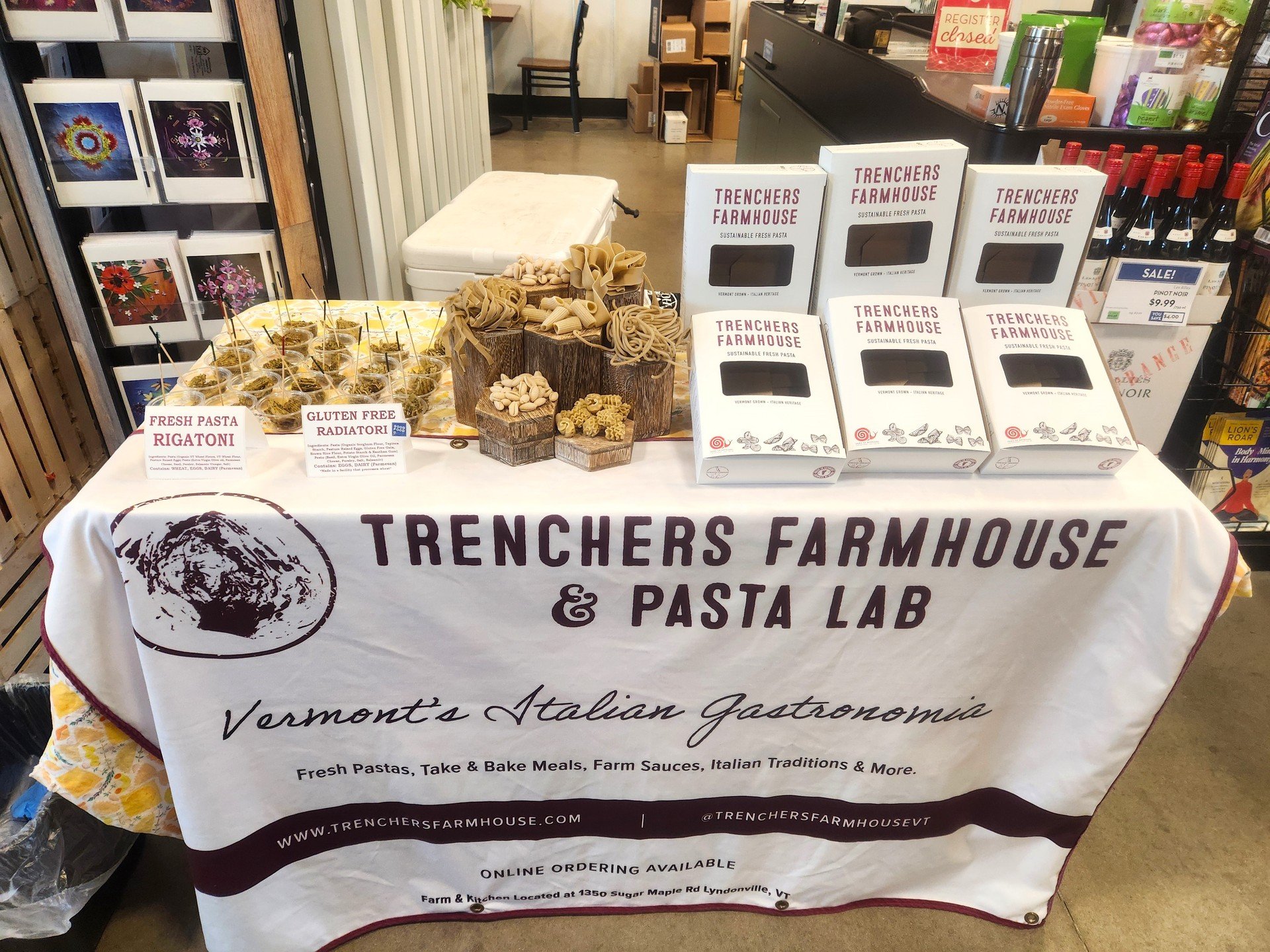 This Friday (4/12) starting at 10:30, @trenchersfarmhousevt will be at the Londonderry Village Market, sampling their Gluten-Free Radiatori and regular Rigatoni dressed with a pesto made of Basil, Parmigiano Reggiano, Balsamic and EVOO, served as a p