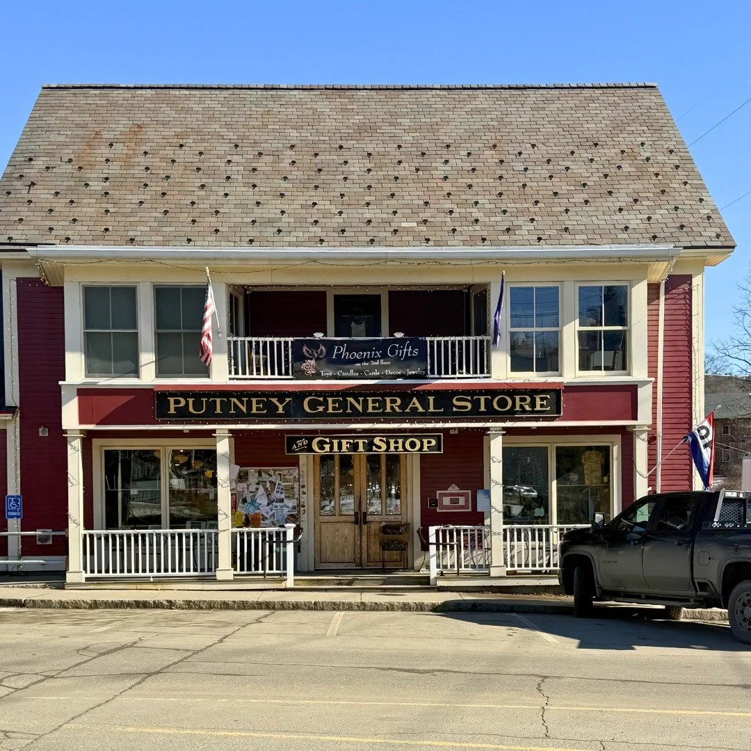 Putney General Store: local staples, done right!

Elyse stopped by the historic @putneygeneralstore and stocked up on Food Hub favs' and local staples from @cabotcreamery, @vtmillerfarm, @sweetonvermont, @finallie_ferments, and @sugarbobsfinestkind.
