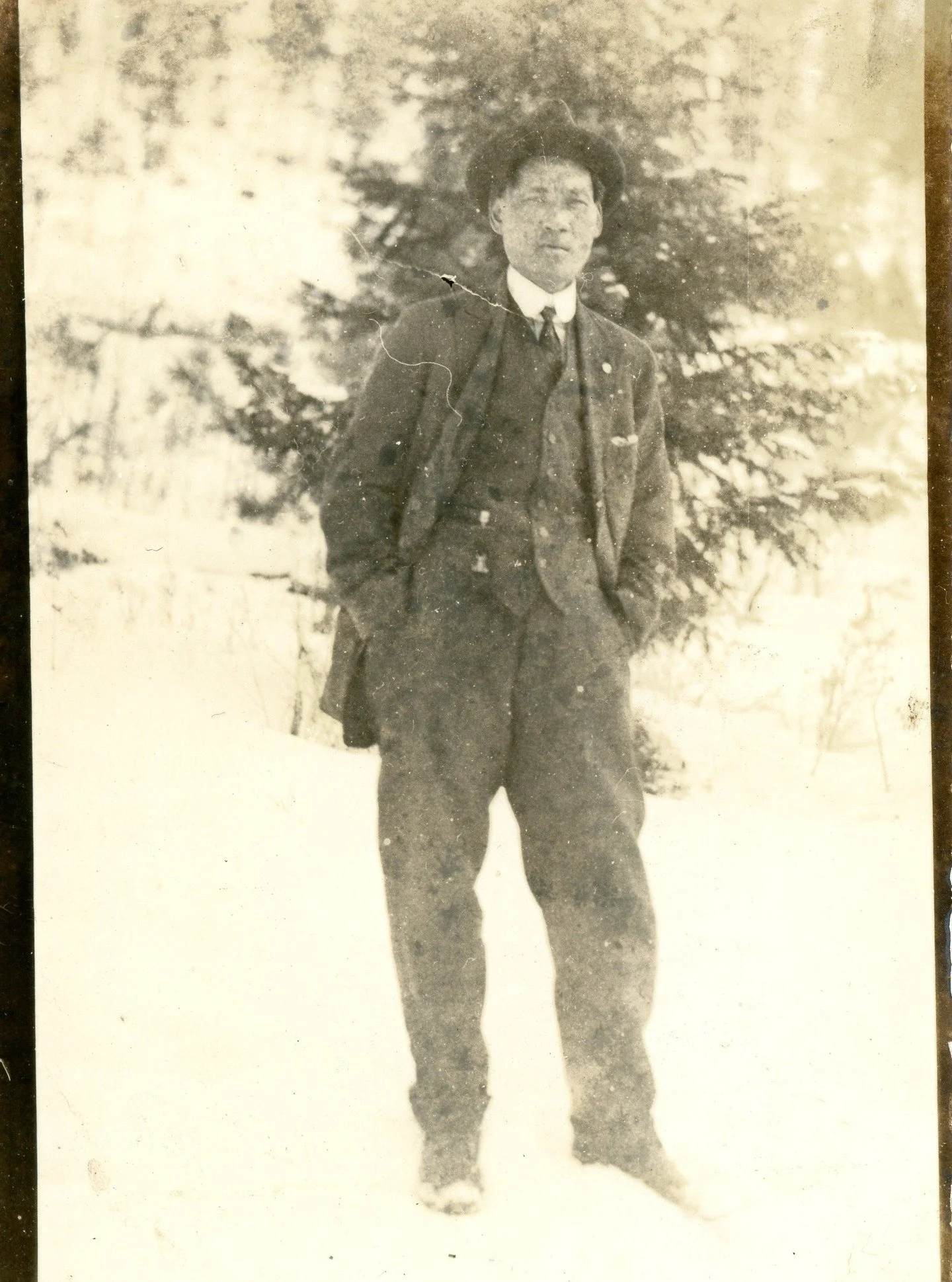 On this cold January day, we take a look back over 100 years for the first Throwback Thursday of the year. This dapper gentleman, pictured here posing in a snowy scene, worked at Mineola sometime in the early 1920s. Unfortunately, the man is unidenti