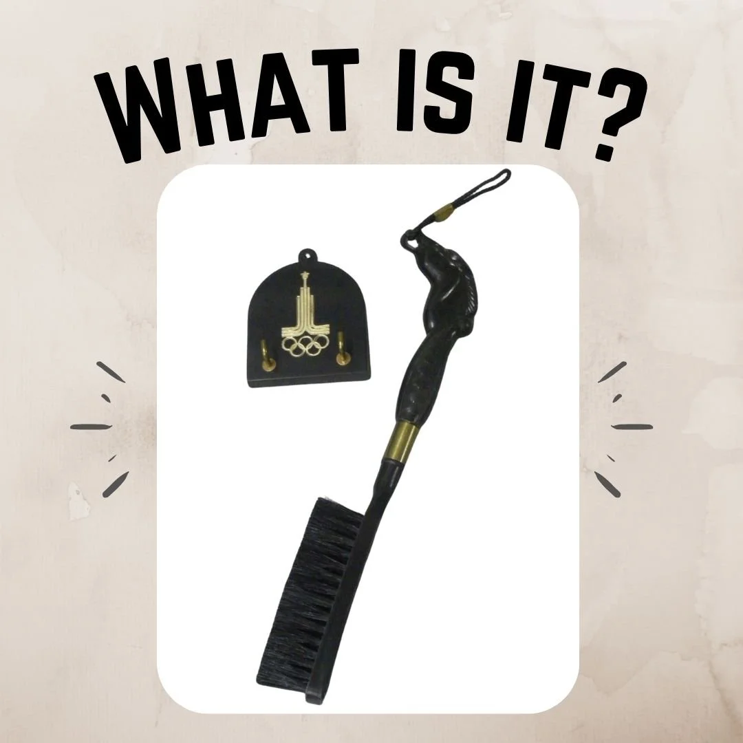 Brush off those thinking caps, it's time for What-is-it-Wednesday! Do you know what today's mystery artifact was used for? If you think you recognise it, or would like to take a guess, please leave your answer in the comments below. As usual, we will