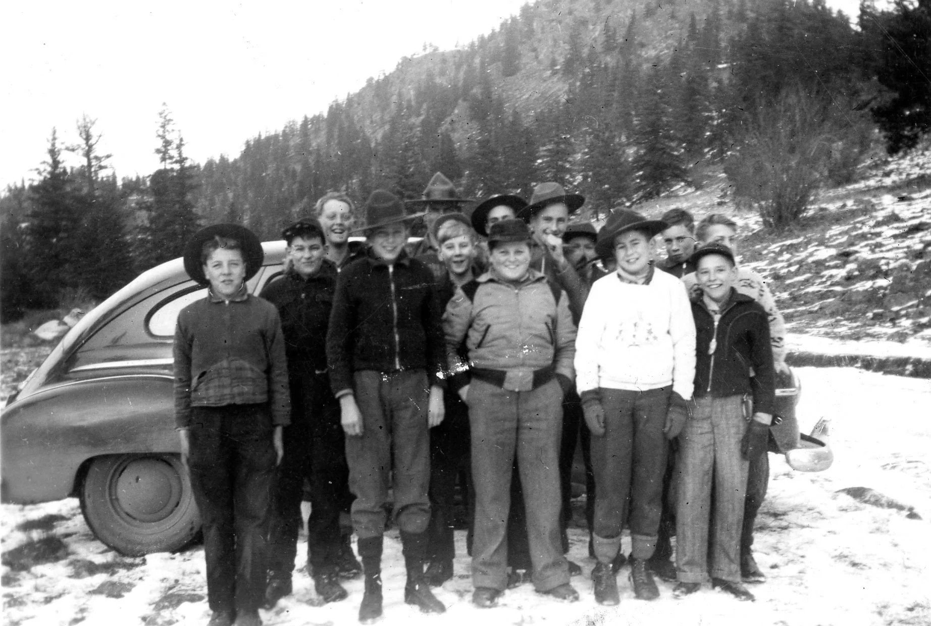 What a perfect day for National Take a Walk Outdoors Day (20th Jan)! We encourage you to take inspiration from these Scouts and abandon the car and hit Summerland's trails 👣
The photo here is from one of the Scouts' scrapbooks in our collections. Ac