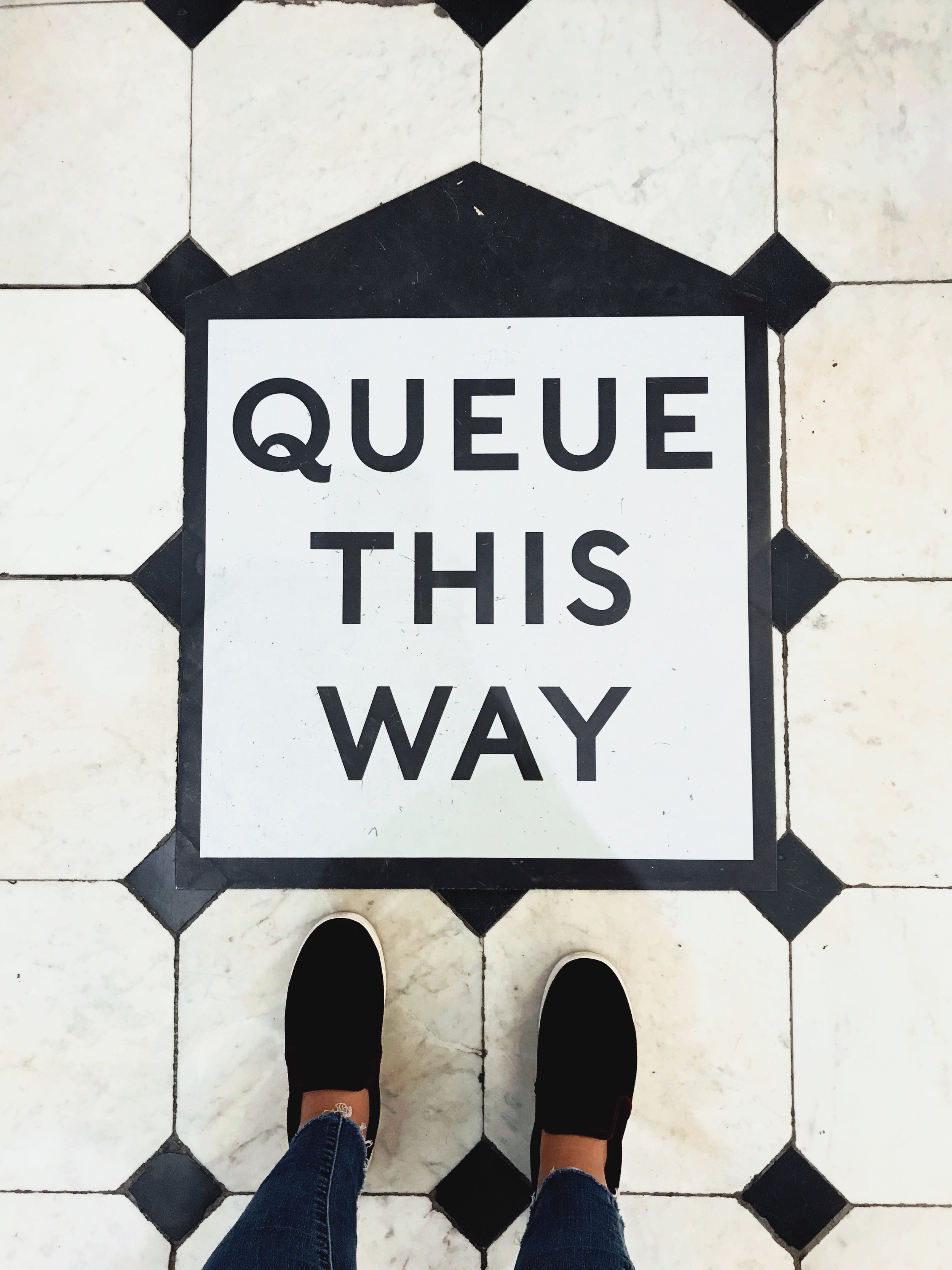 Queue, Cue