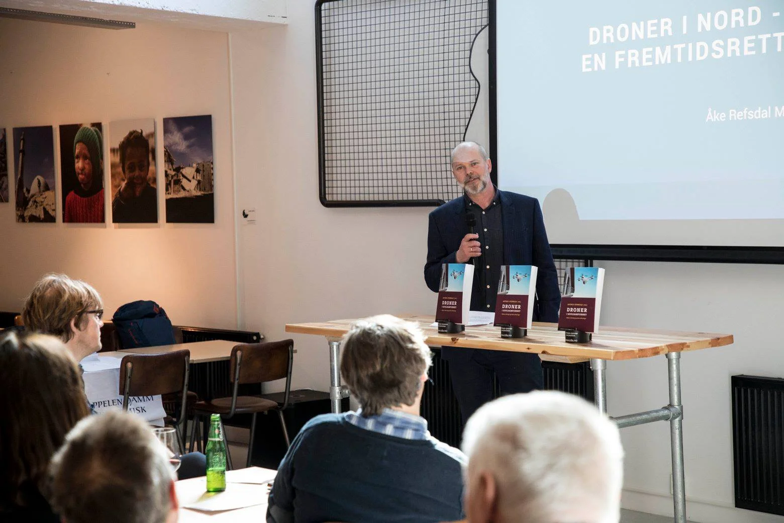 CO-AUTHOR: Åke Refsdal Moe is one of the authors for "Droner i sivilsamfunnet". On April 10 he spoke about the newly implemented Norwegian drone strategy.
