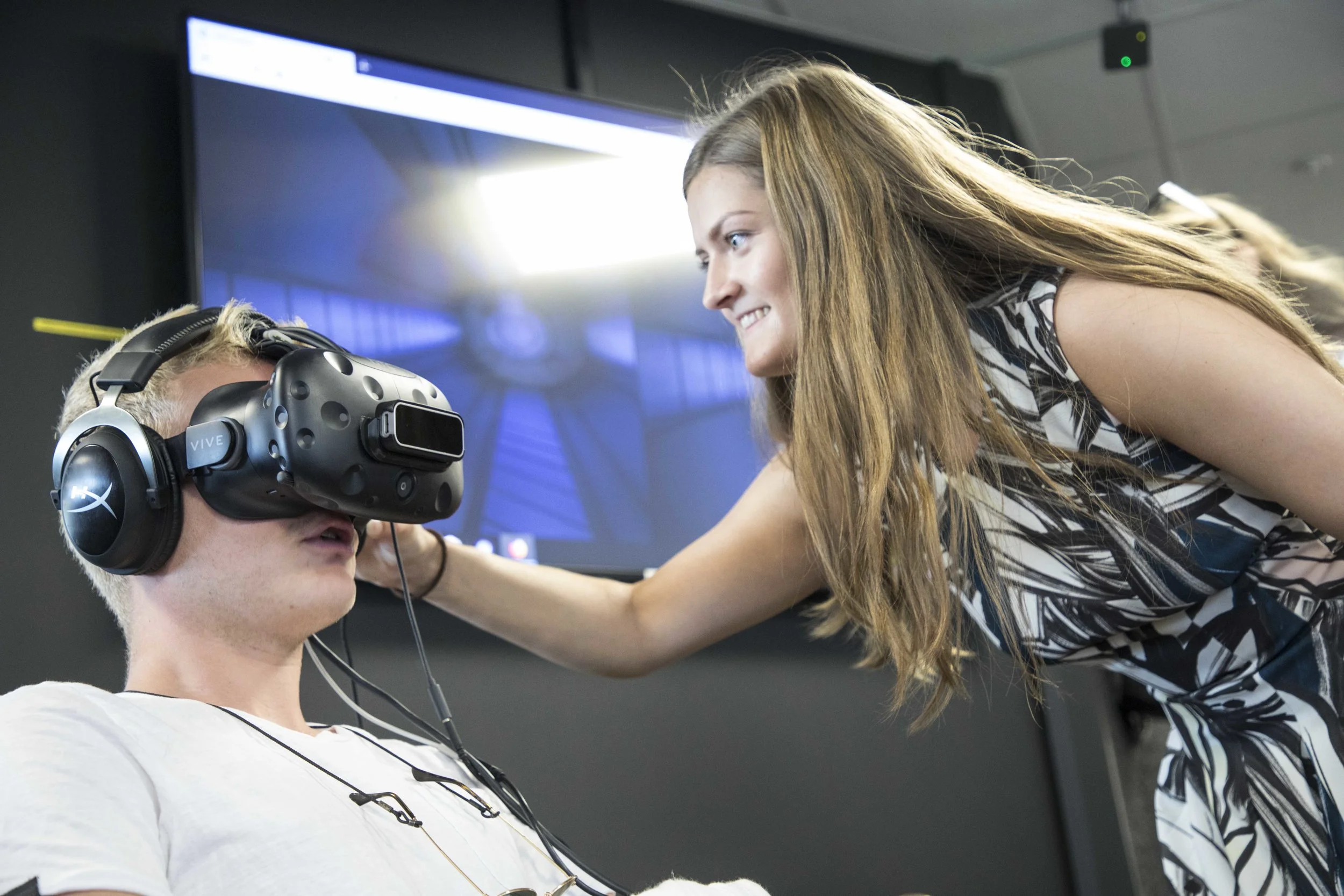 Students in Media City Bergen demonstrate their VR journalism on June 1st 2018 after six months of painstaking work.