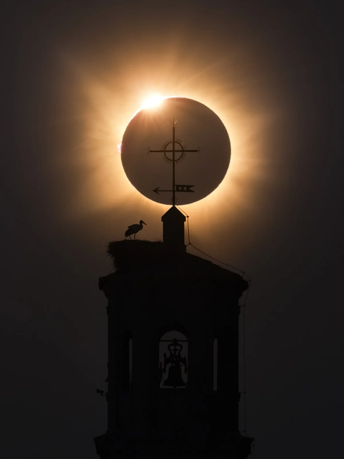 Diamond Ring totality final.jpg