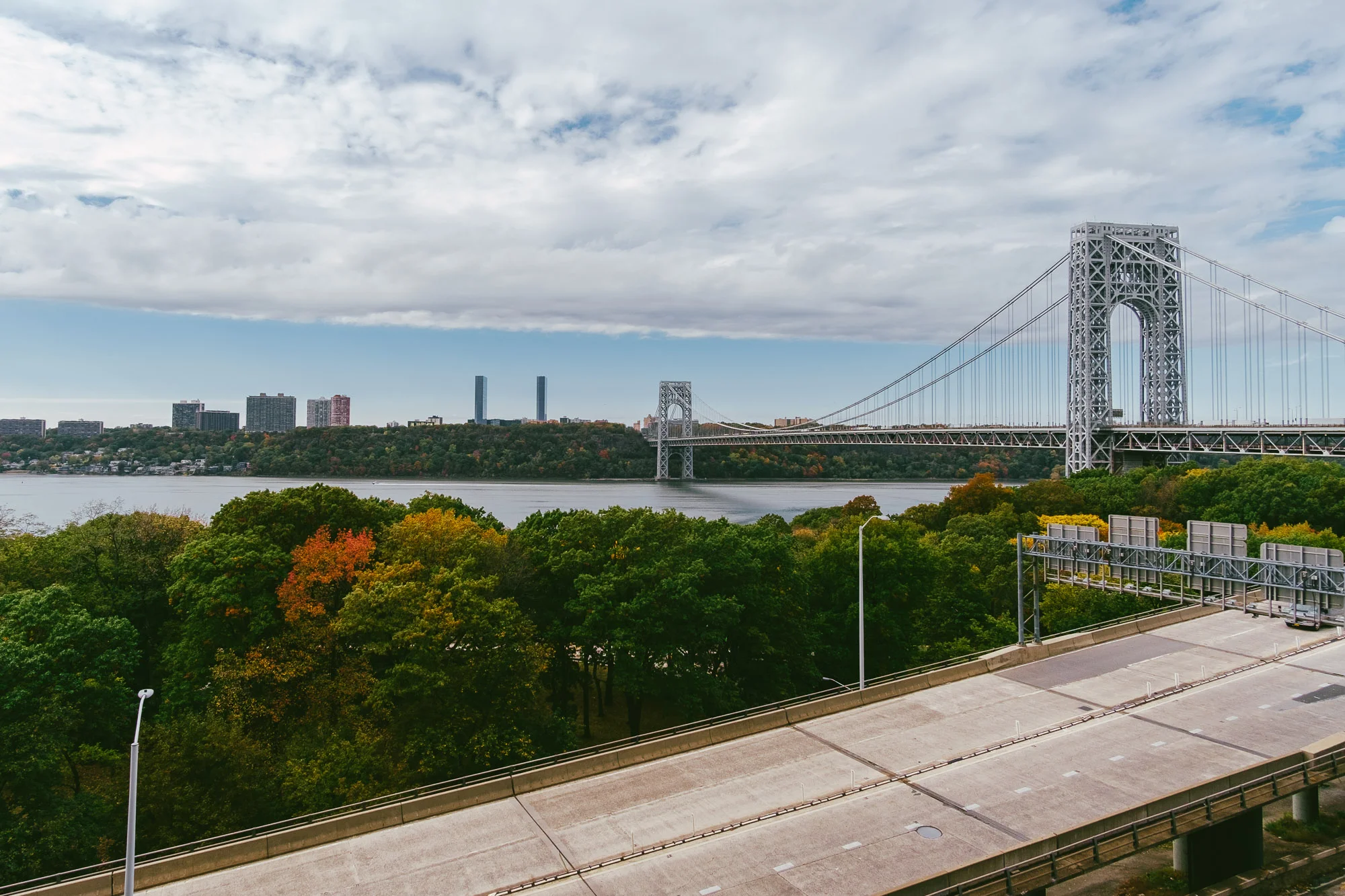 Cityscape in Washington Heights, Manhattan. Fuji X-pro1, 12mm Rokinon 12mm f/2.